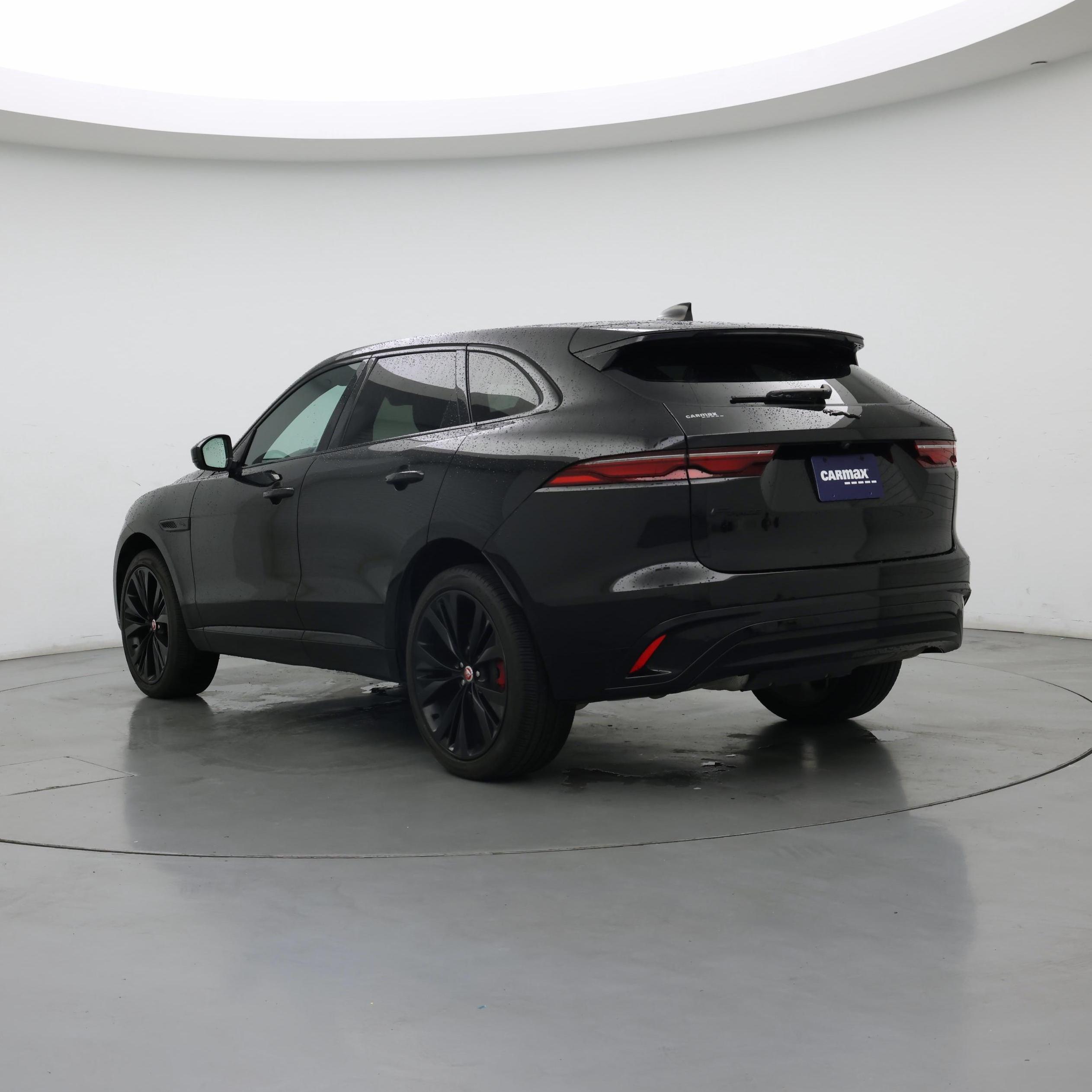 Thumbnail: 2022 Jaguar F-Pace - 2