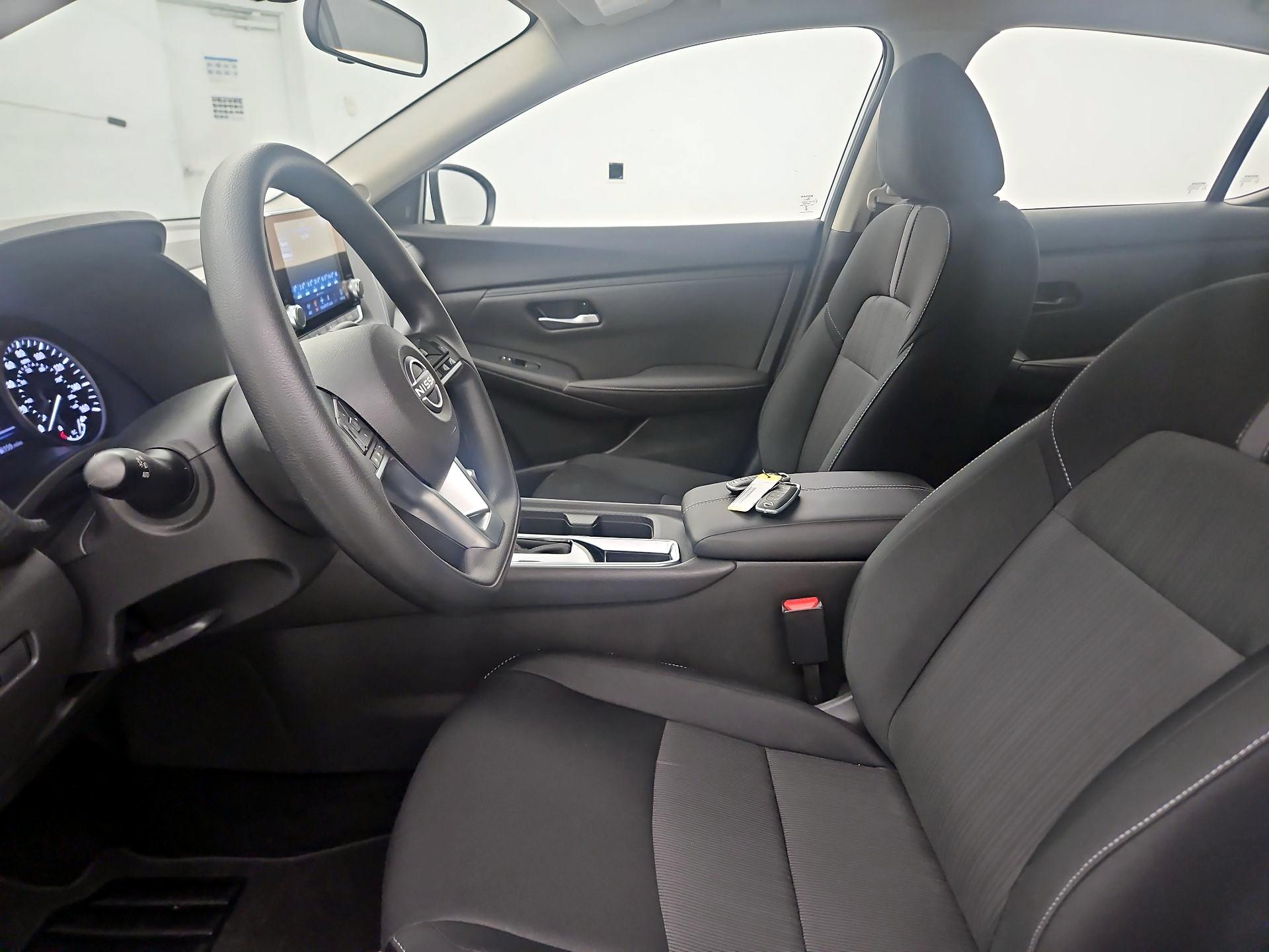 Thumbnail: 2025 Nissan Sentra - 11