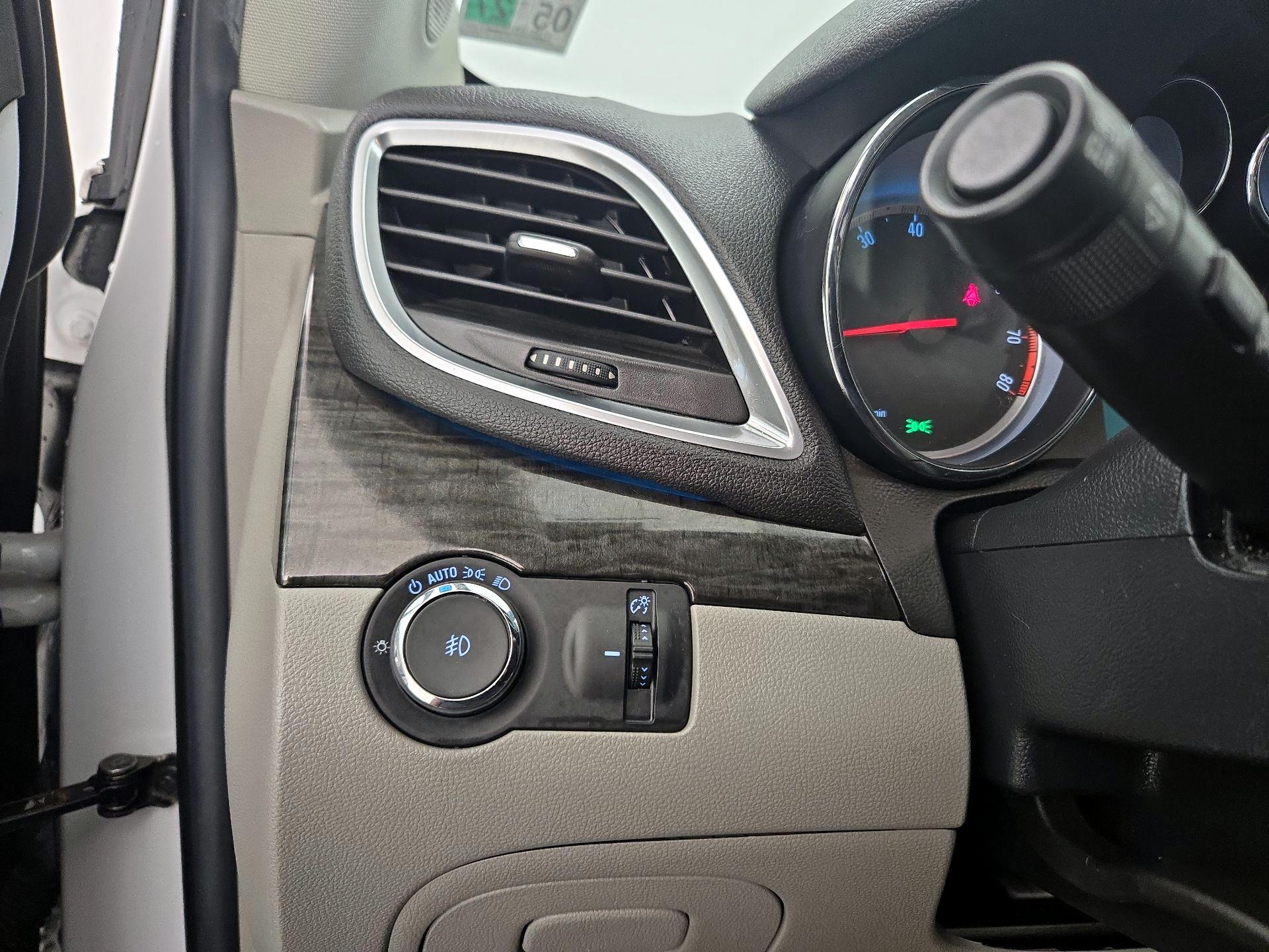 Thumbnail: 2016 Buick Encore - 13