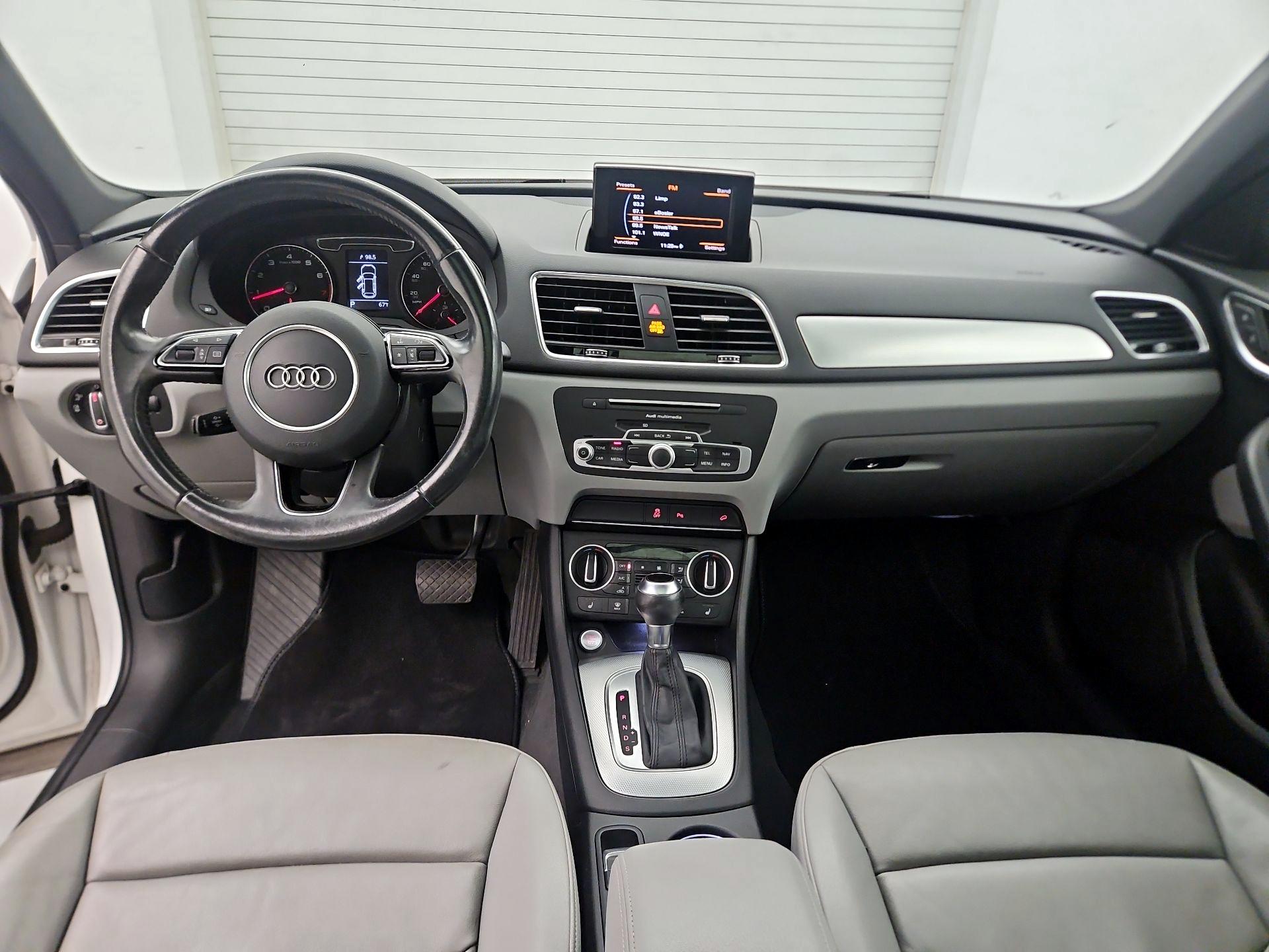 Thumbnail: 2016 Audi Q3 - 9