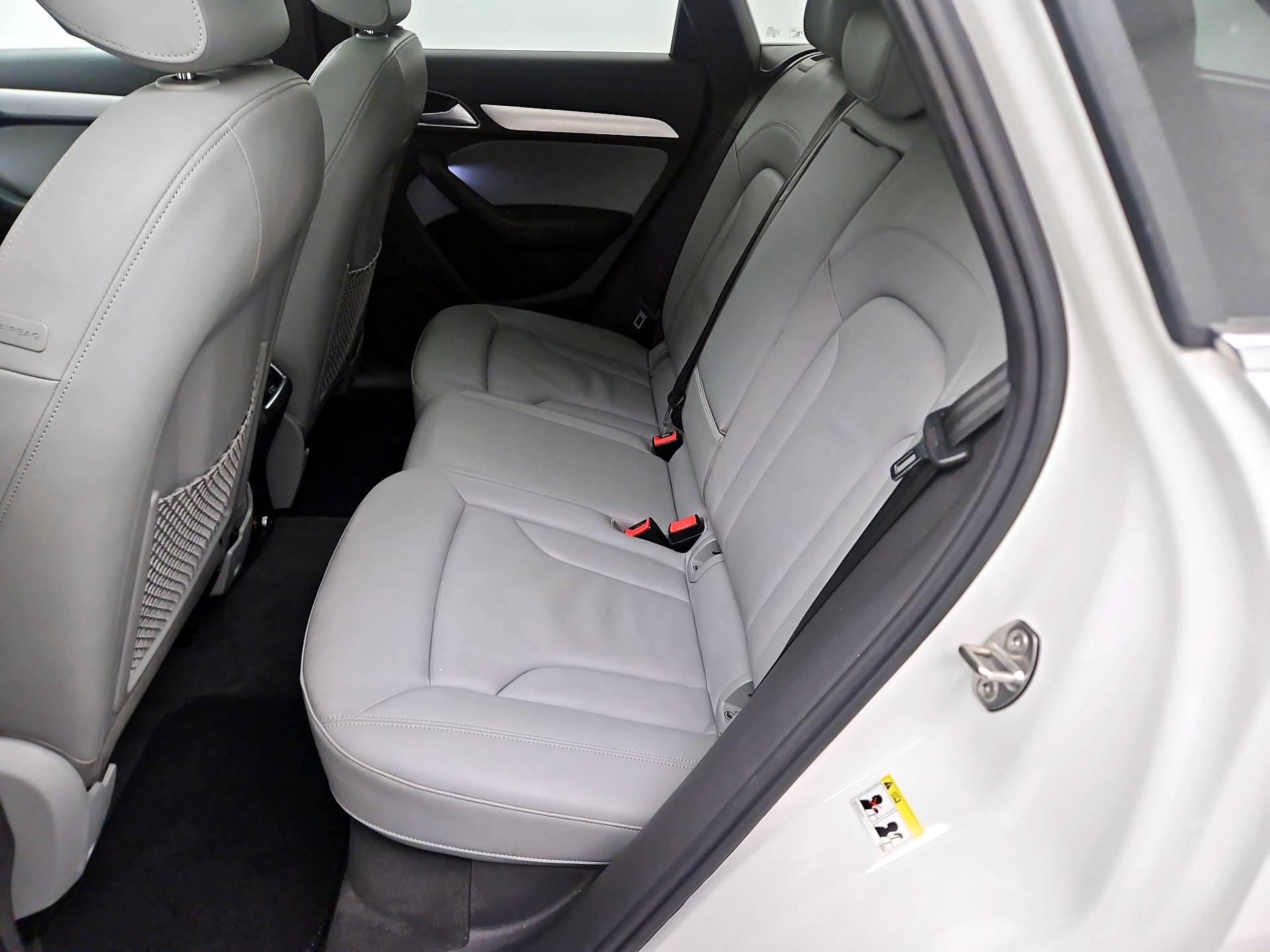 Thumbnail: 2016 Audi Q3 - 19