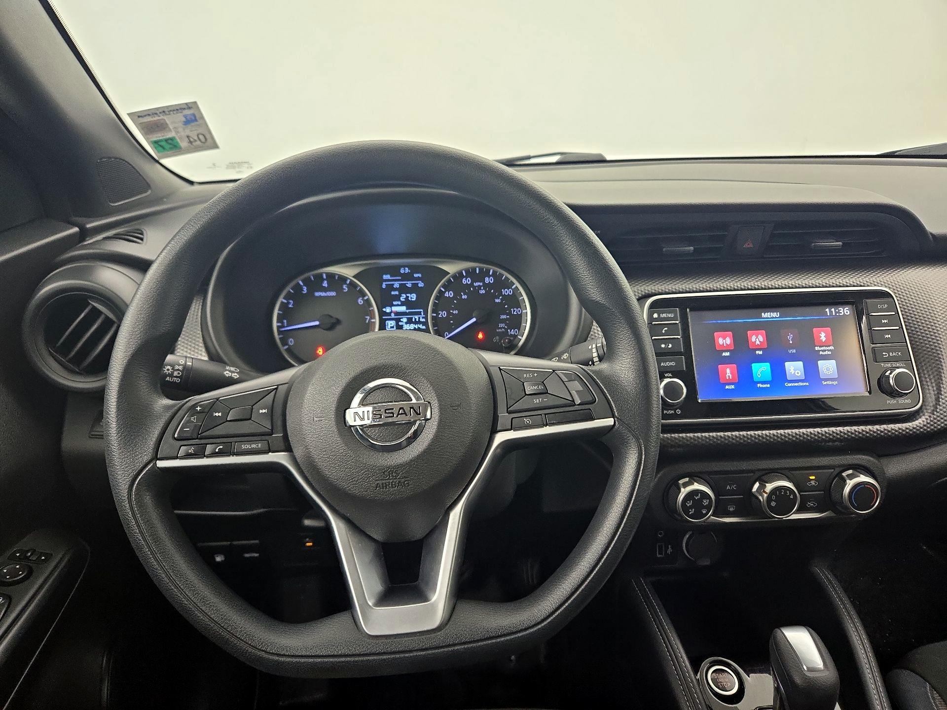 Thumbnail: 2019 Nissan Kicks - 10