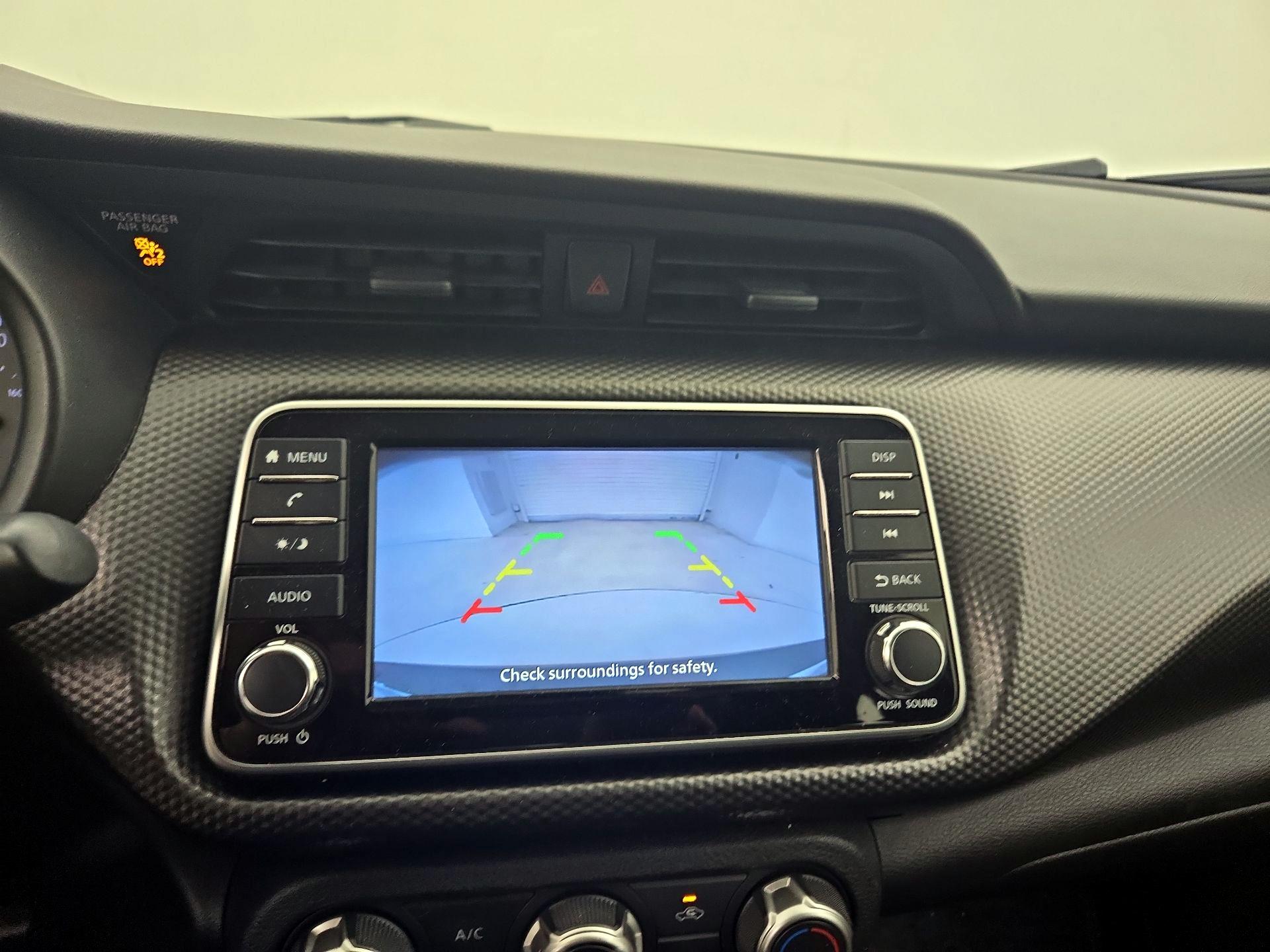 Thumbnail: 2019 Nissan Kicks - 14