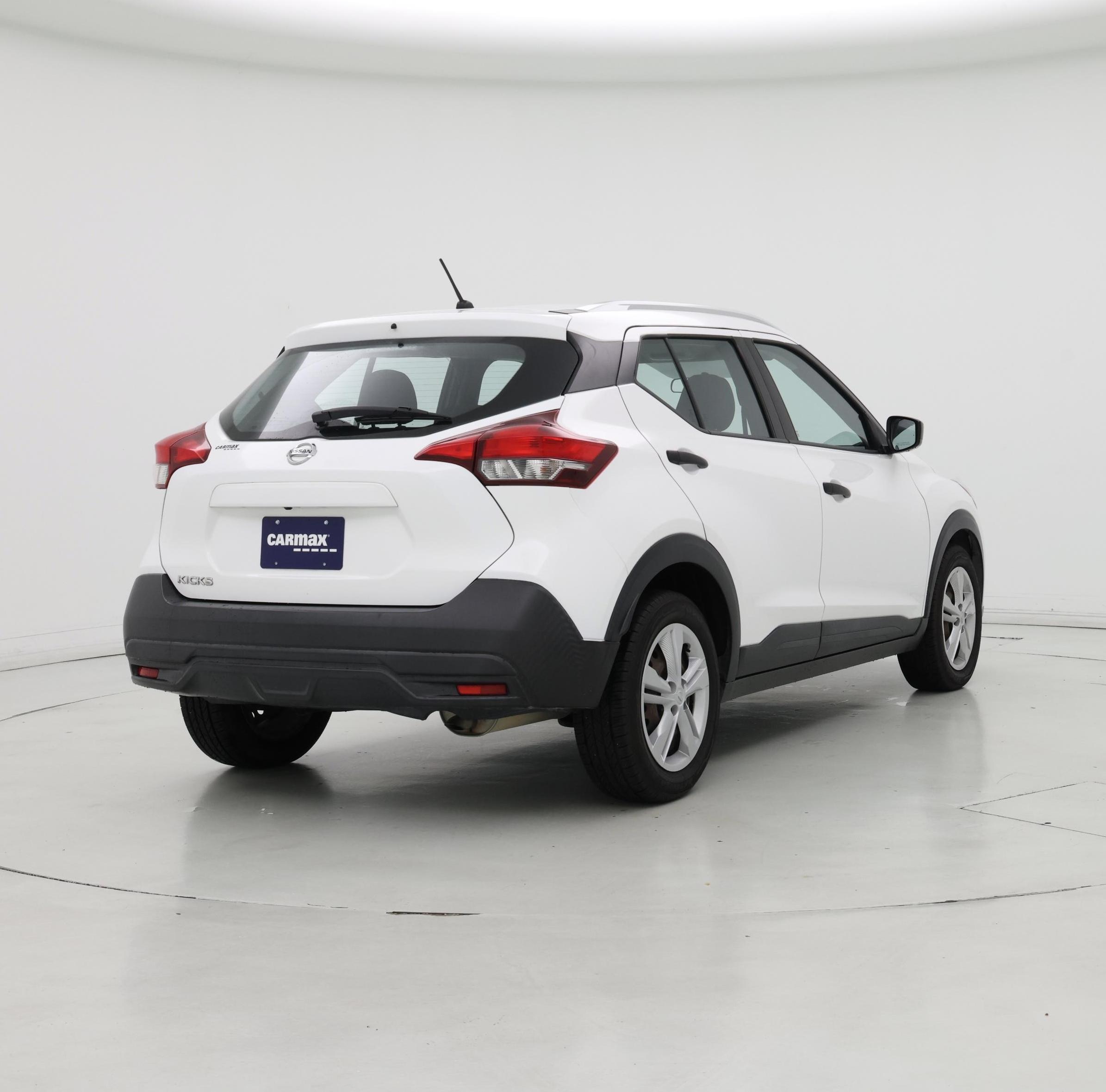 Thumbnail: 2019 Nissan Kicks - 8