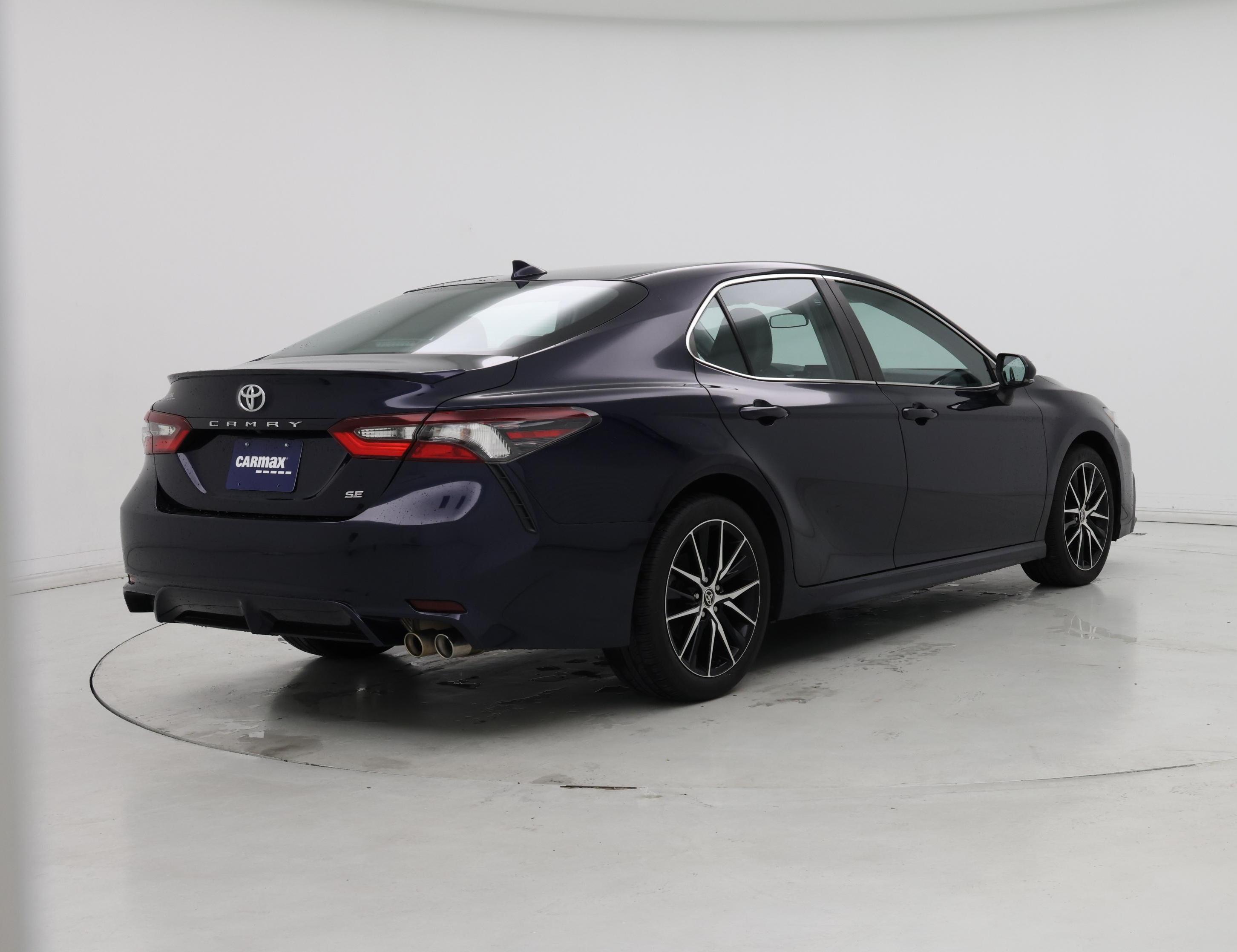 Thumbnail: 2022 Toyota Camry - 8