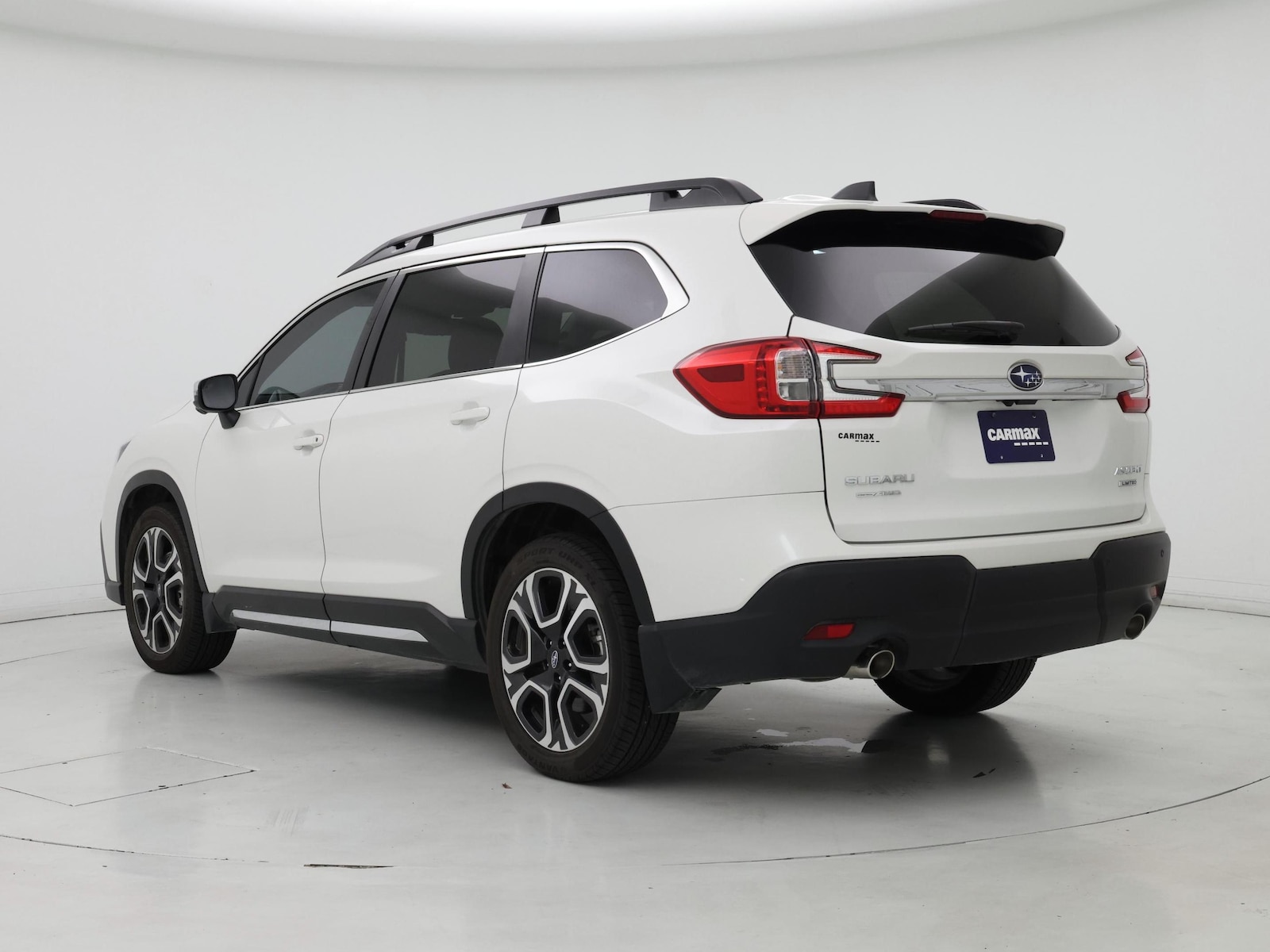 2023 Subaru Ascent Limited - Photo 3