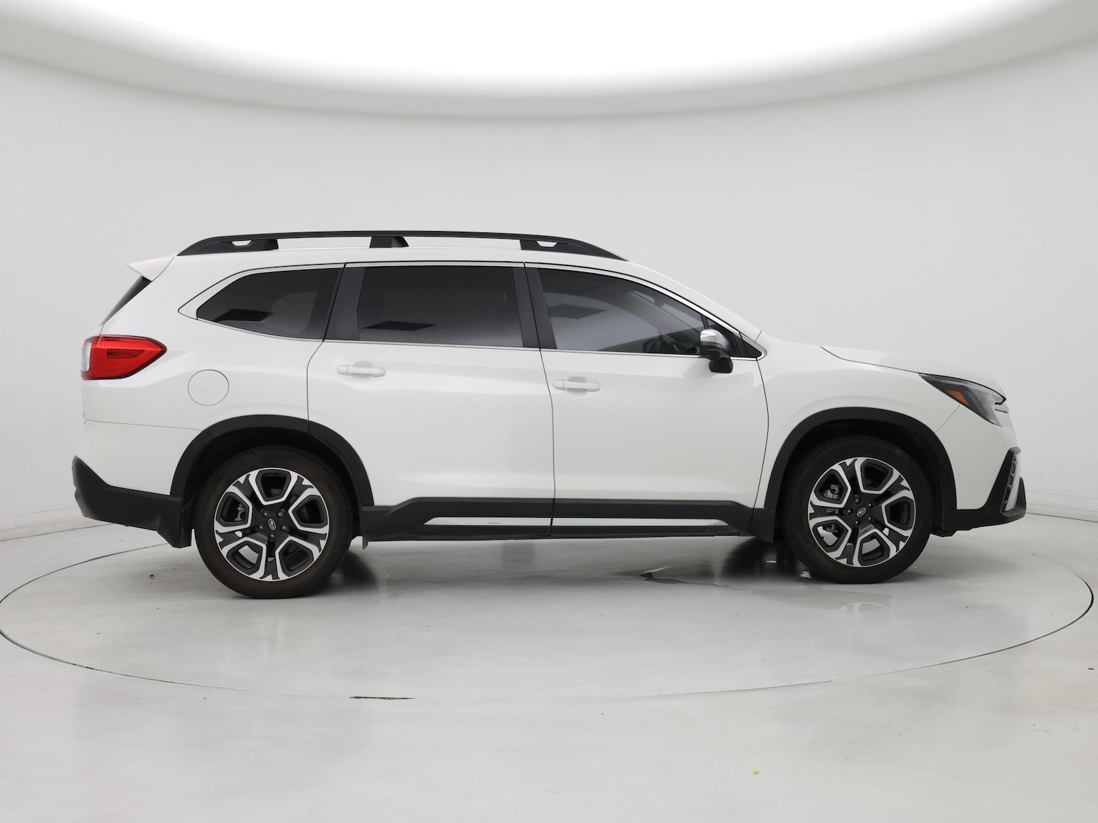 2023 Subaru Ascent Limited - Photo 8