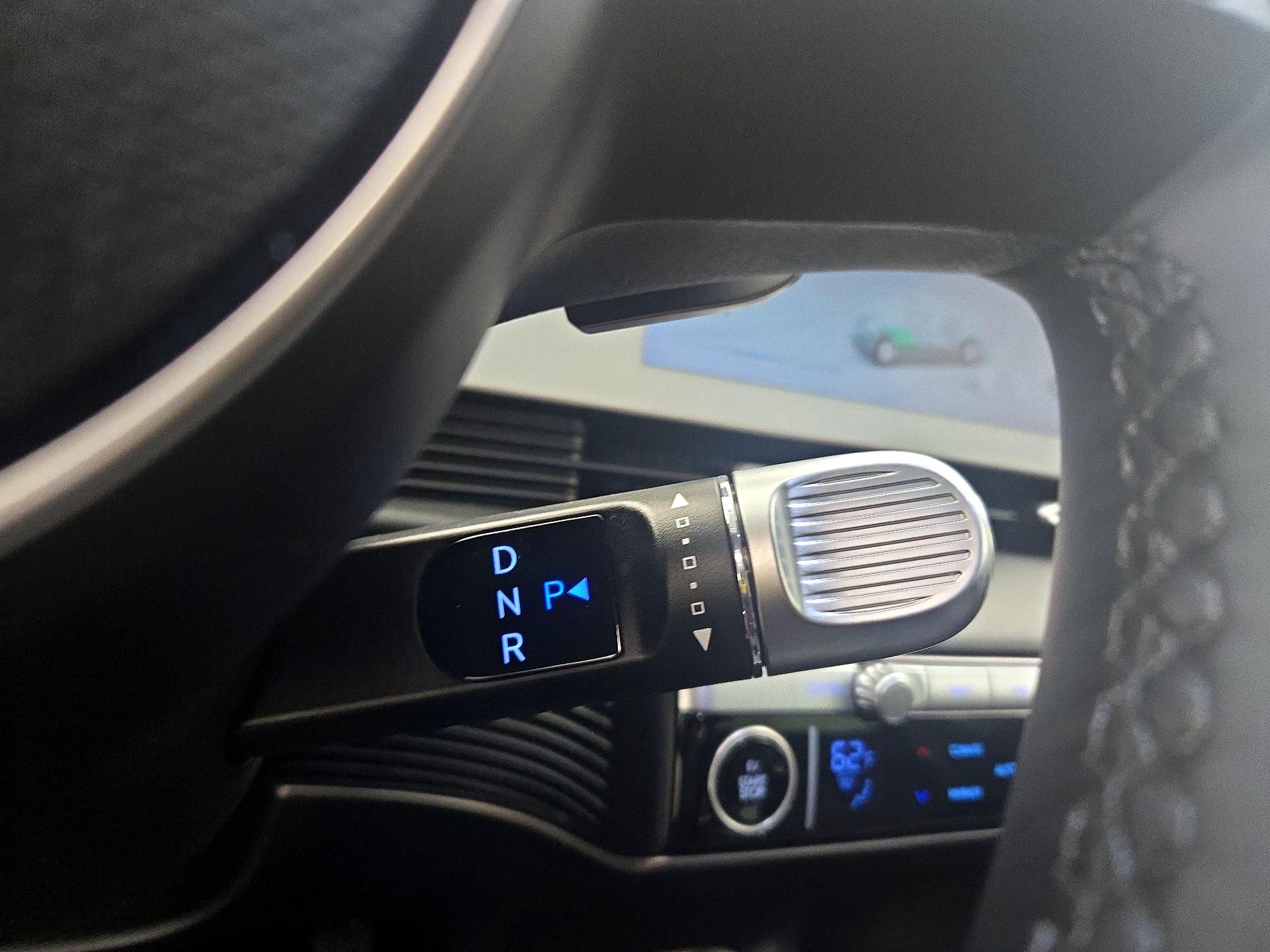 Thumbnail: 2024 Hyundai Ioniq 5 - 17