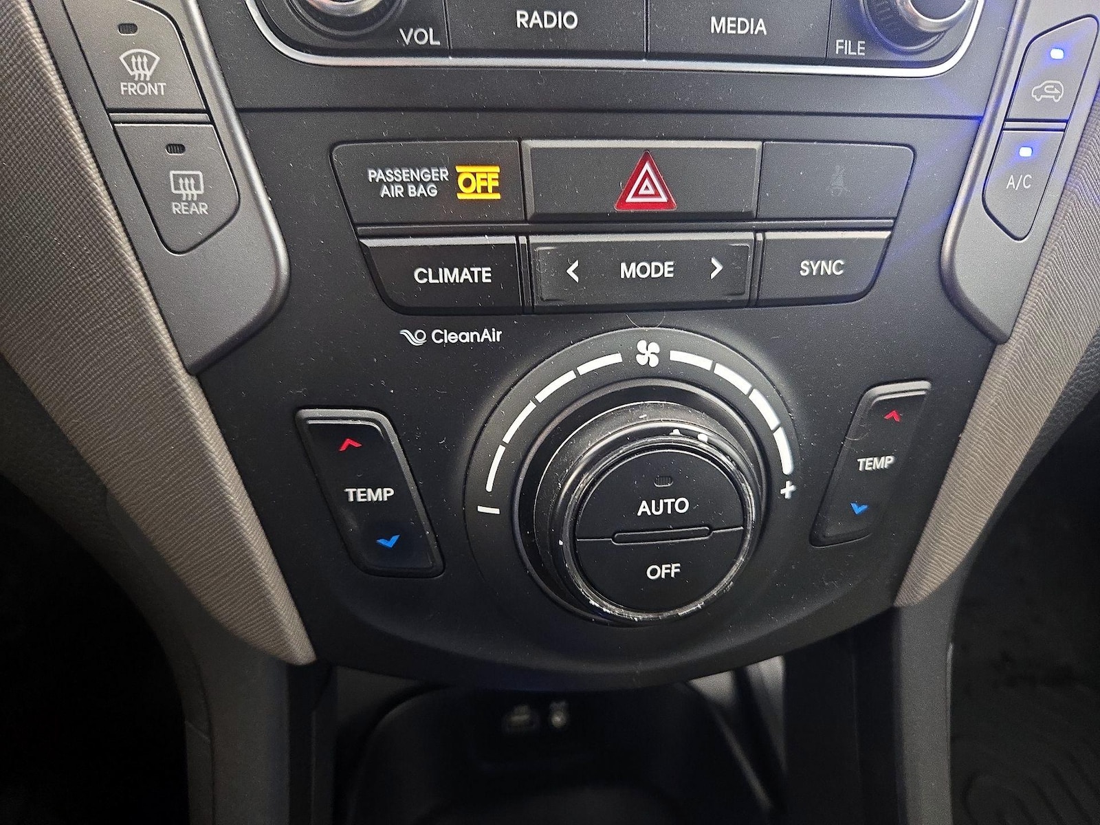 2017 Hyundai Santa Fe Sport - Photo 17