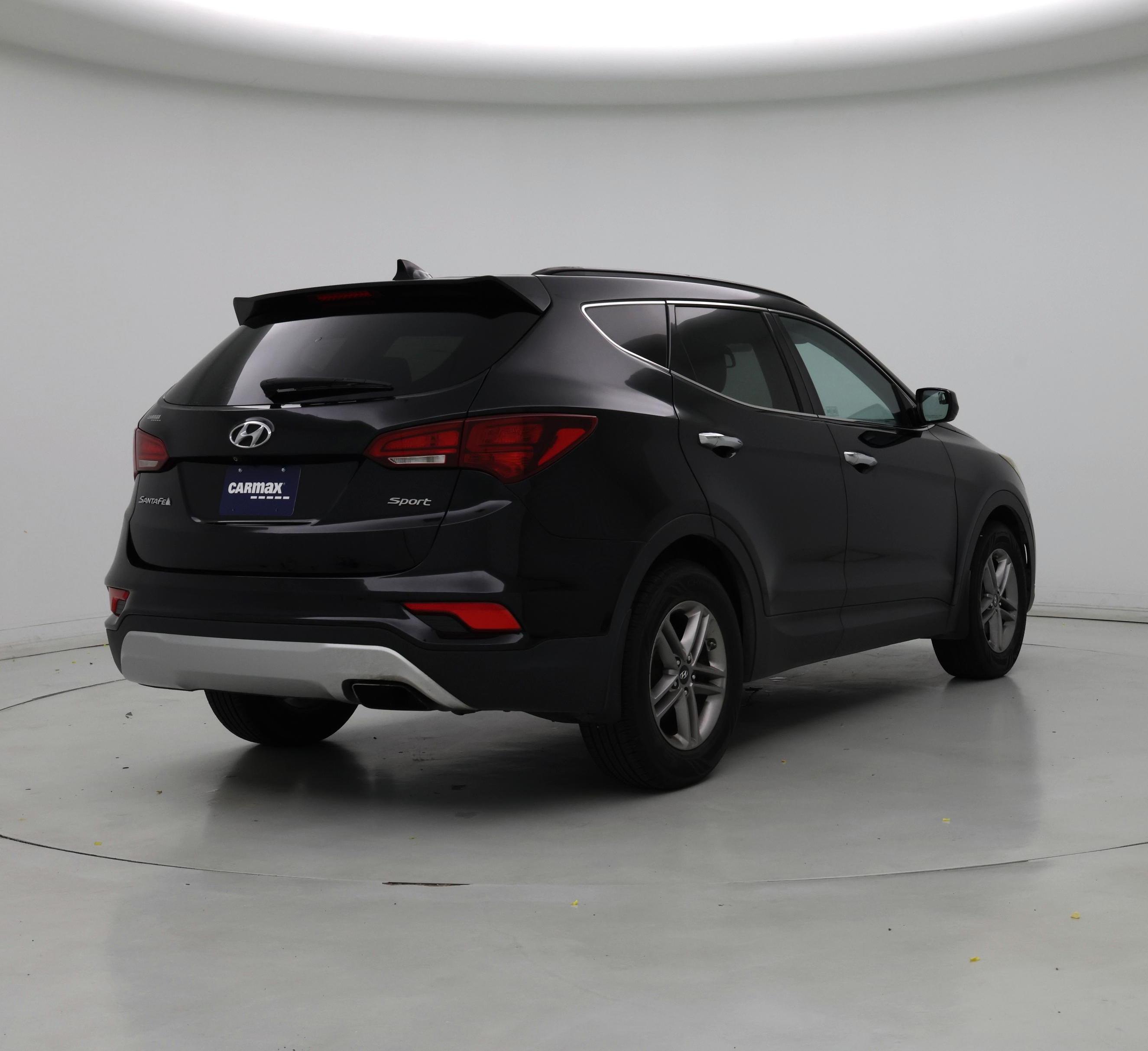 Thumbnail: 2017 Hyundai Santa Fe - 8