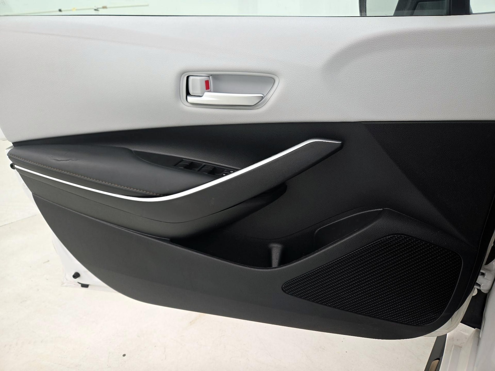 2022 Toyota Corolla SE - Photo 13