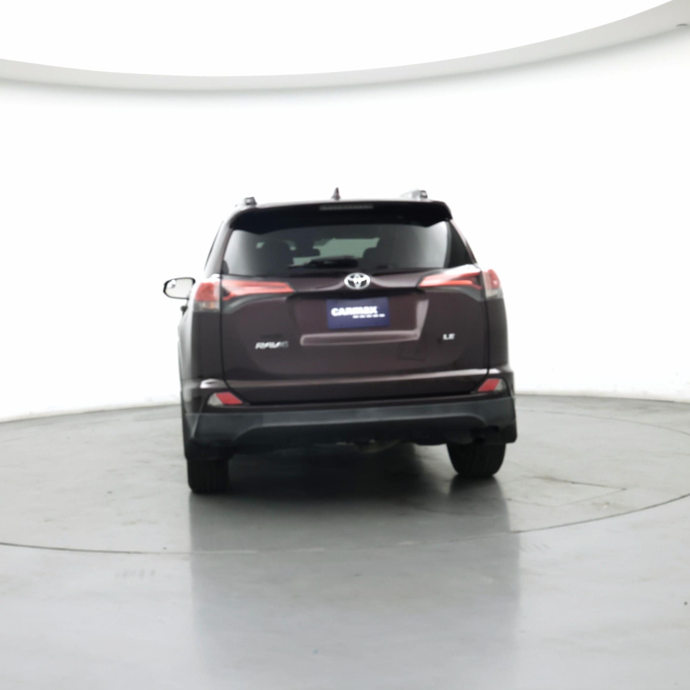 Thumbnail: 2018 Toyota RAV4 - 6