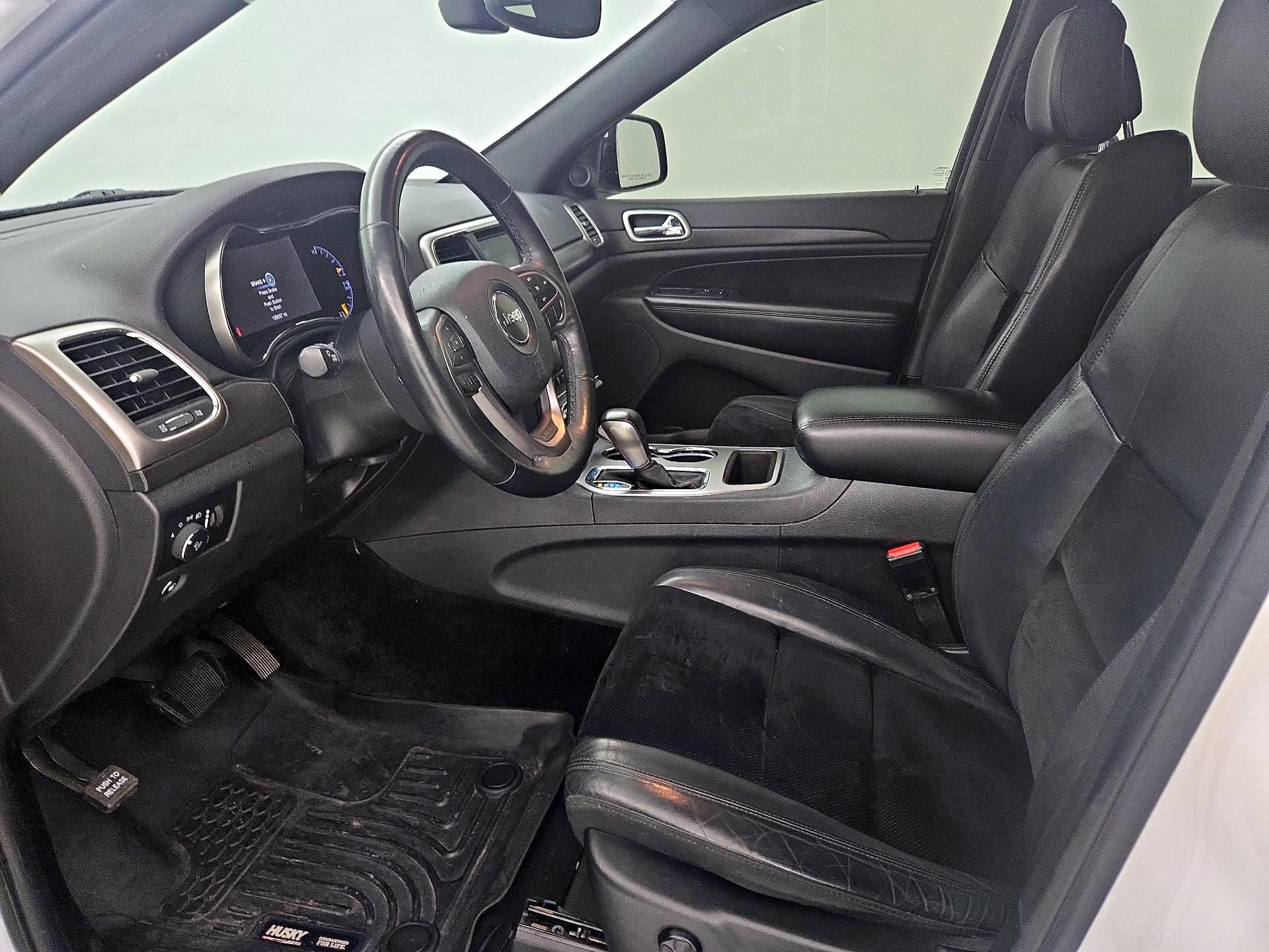 Thumbnail: 2018 Jeep Grand Cherokee - 11