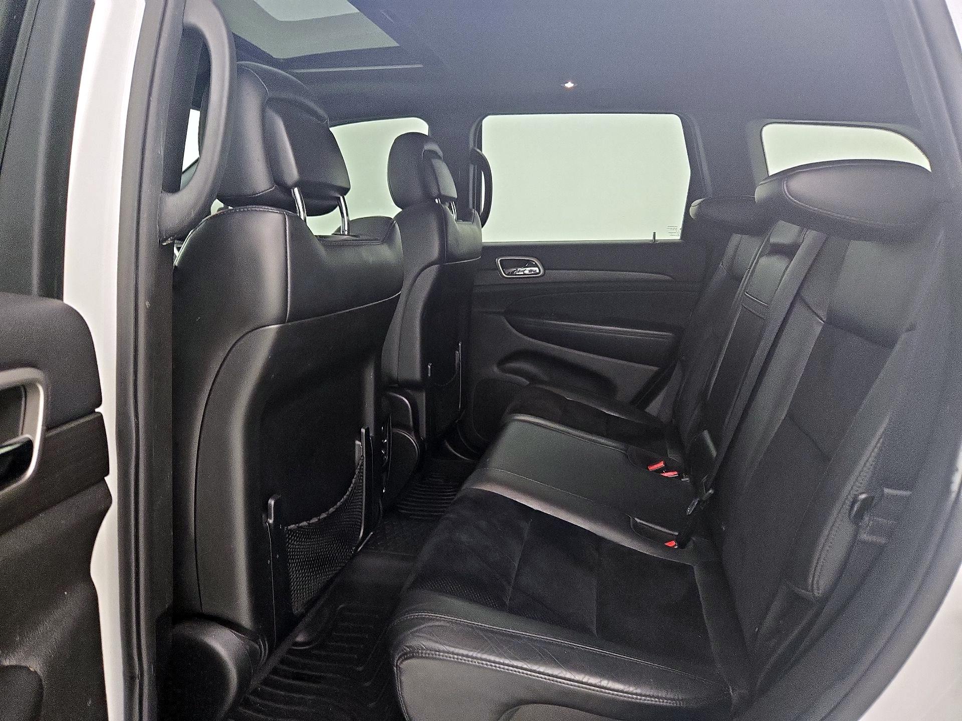 Thumbnail: 2018 Jeep Grand Cherokee - 20