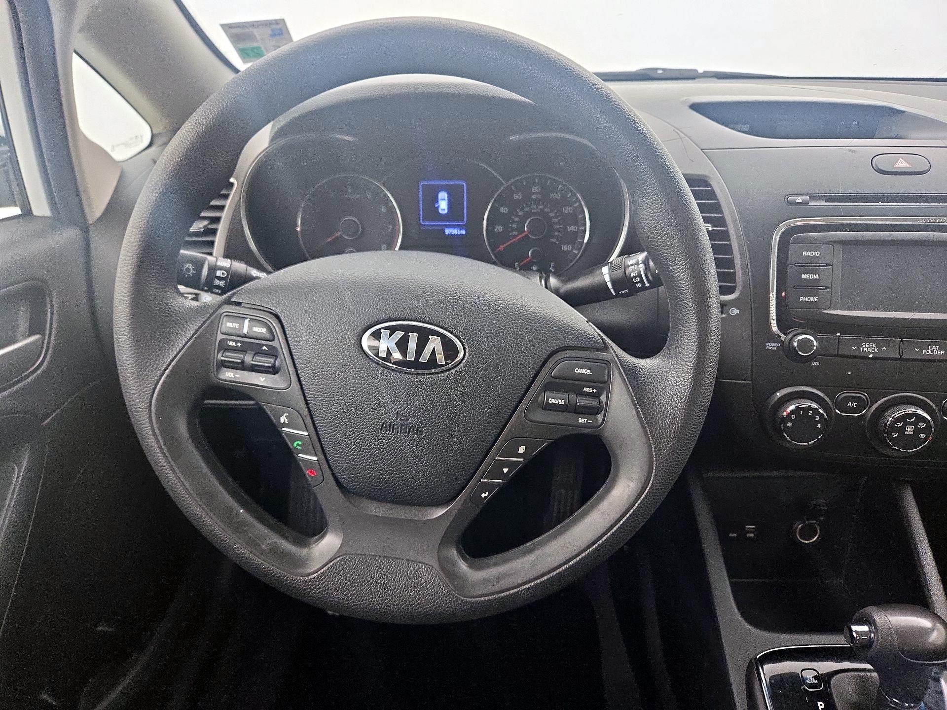 Thumbnail: 2018 Kia Forte - 10