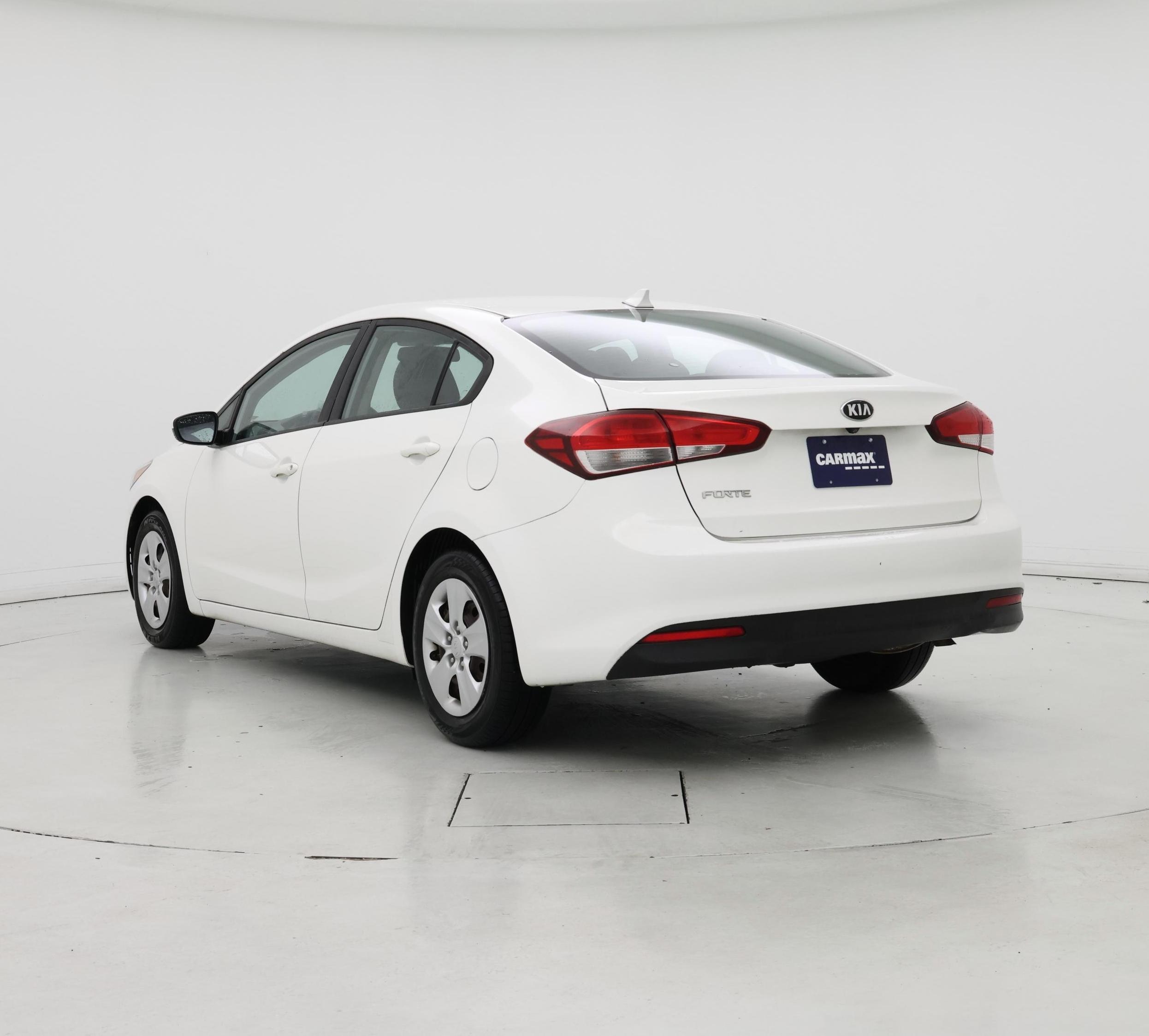 Thumbnail: 2018 Kia Forte - 2