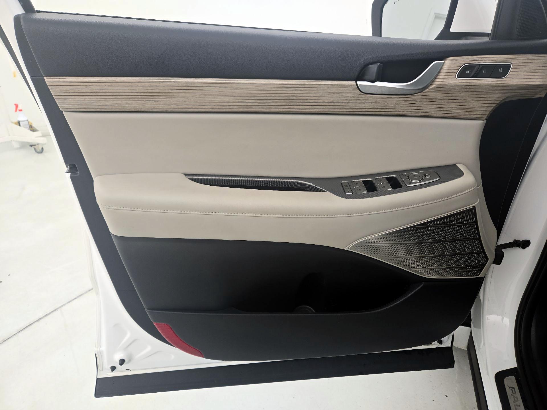 Thumbnail: 2022 Hyundai Palisade - 12