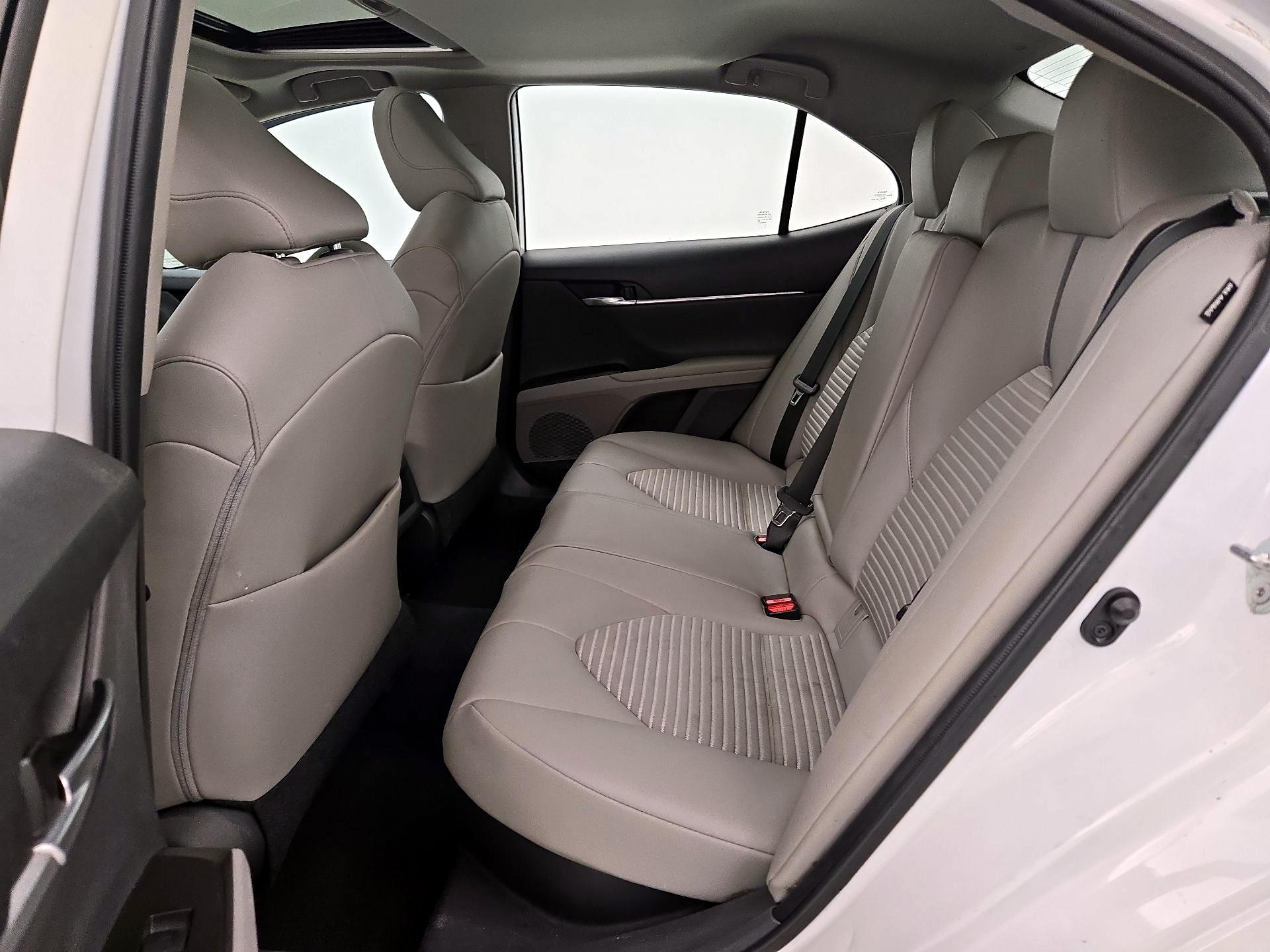 Thumbnail: 2021 Toyota Camry - 20
