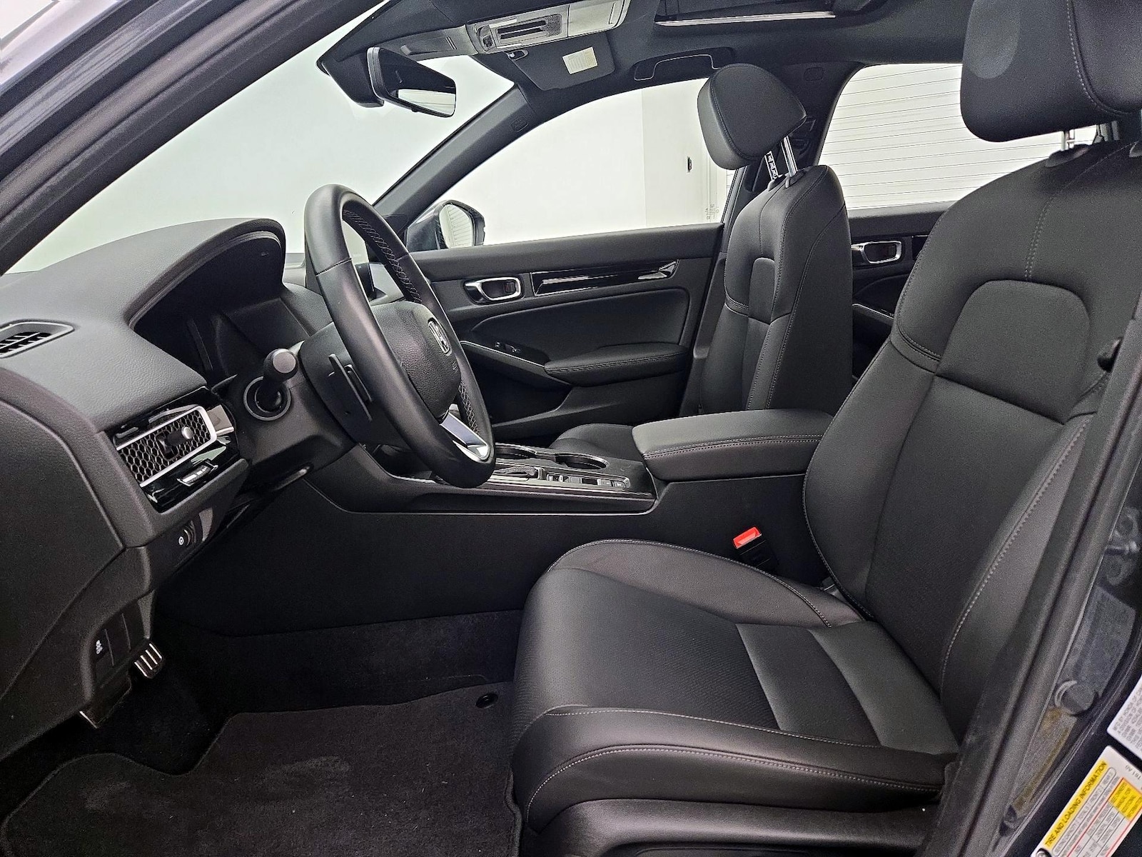 2025 Honda Civic Sport Touring - Photo 12
