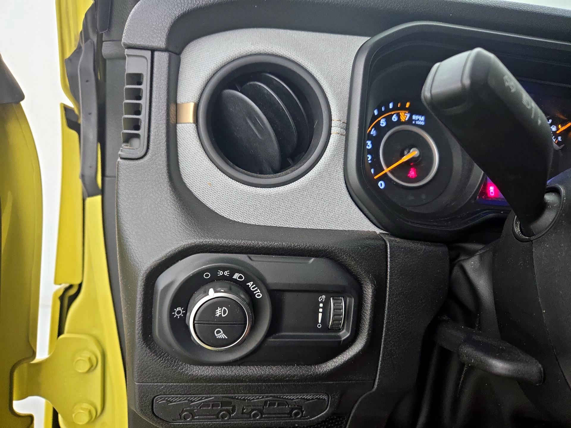 Thumbnail: 2024 Jeep Gladiator - 13