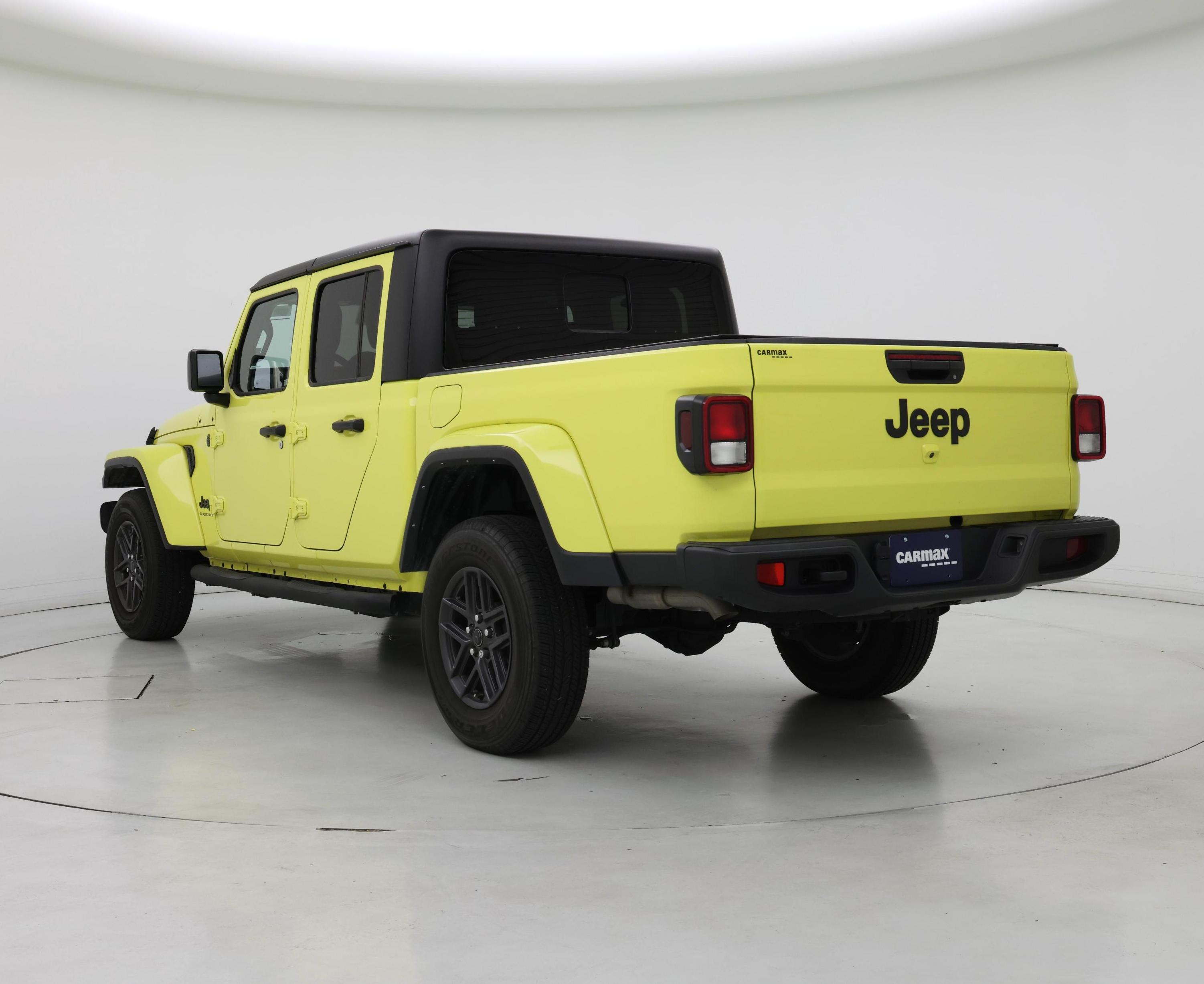 Thumbnail: 2024 Jeep Gladiator - 2