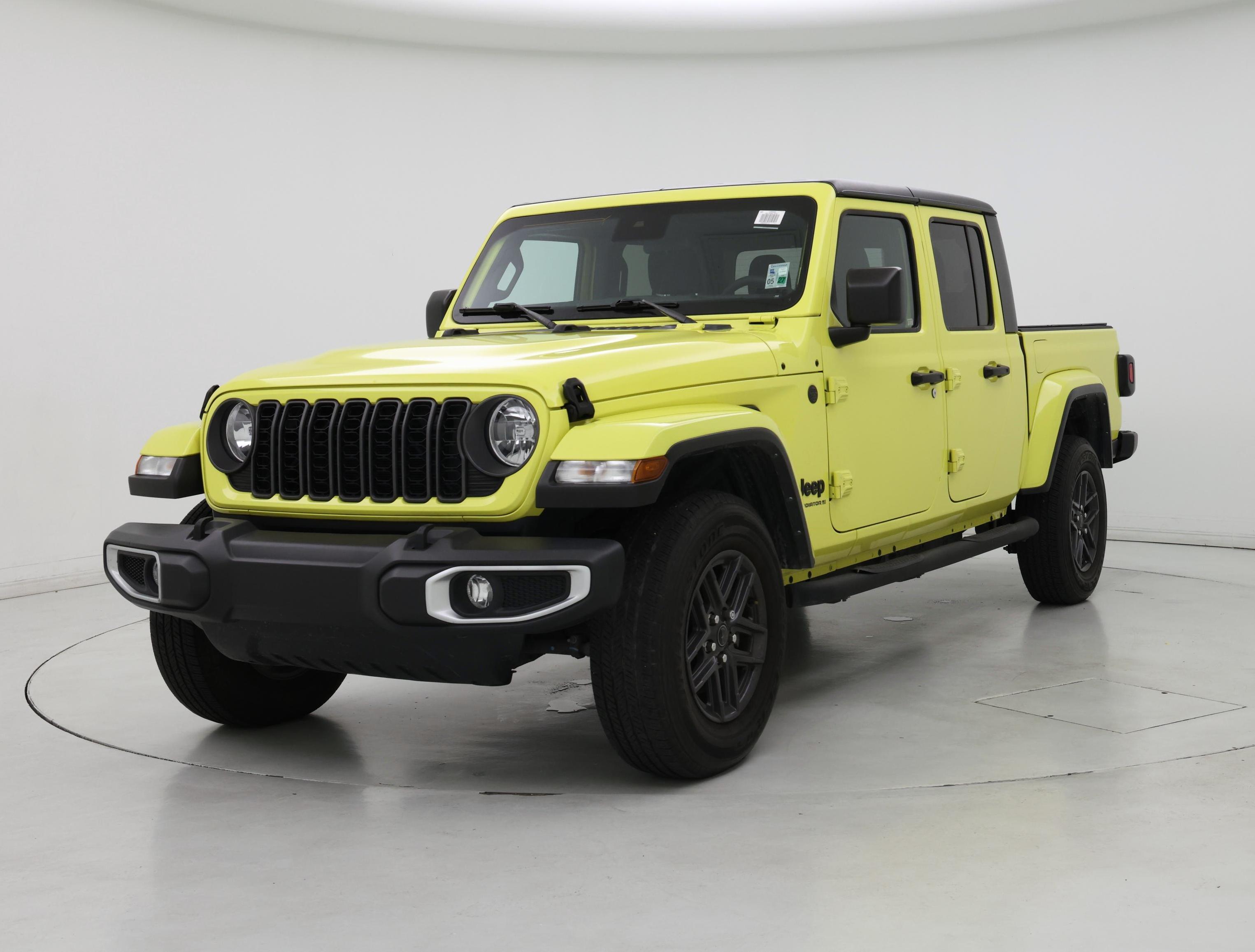 Thumbnail: 2024 Jeep Gladiator - 4