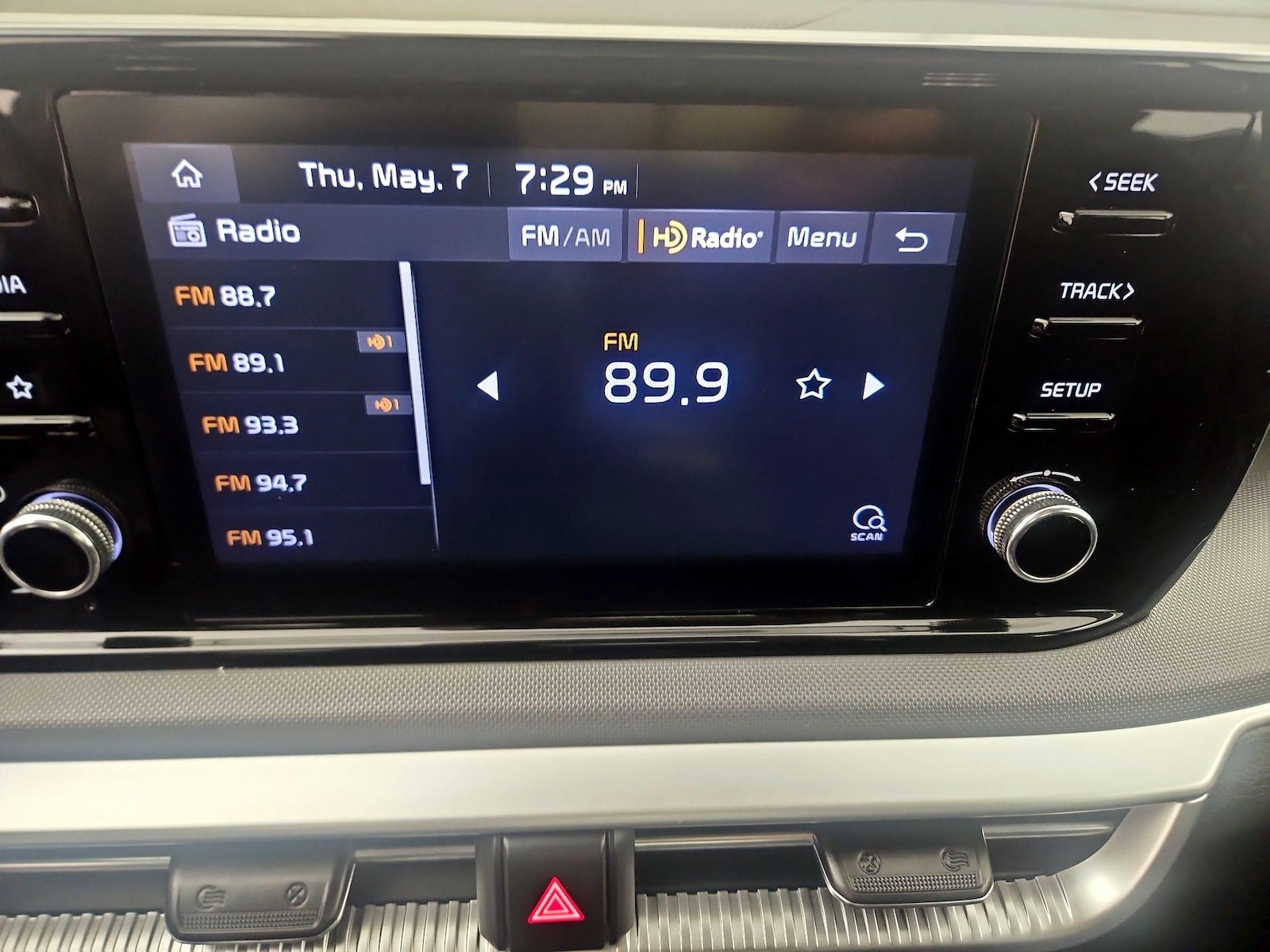 2023 Kia K5 LXS - Photo 16