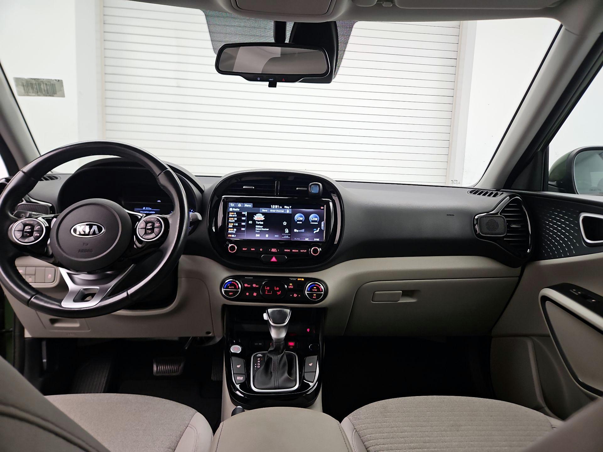 Thumbnail: 2021 Kia Soul - 9