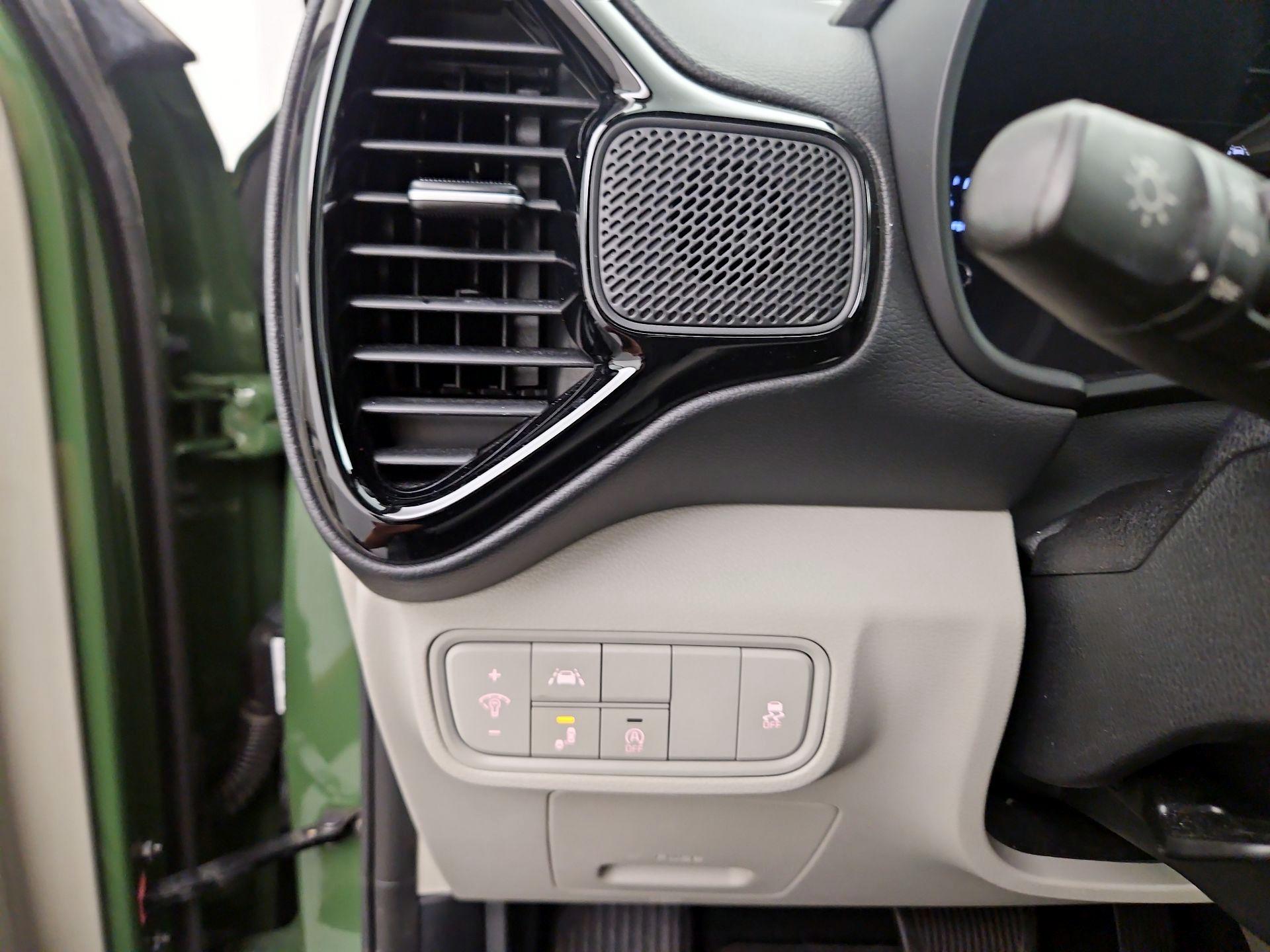 Thumbnail: 2021 Kia Soul - 13