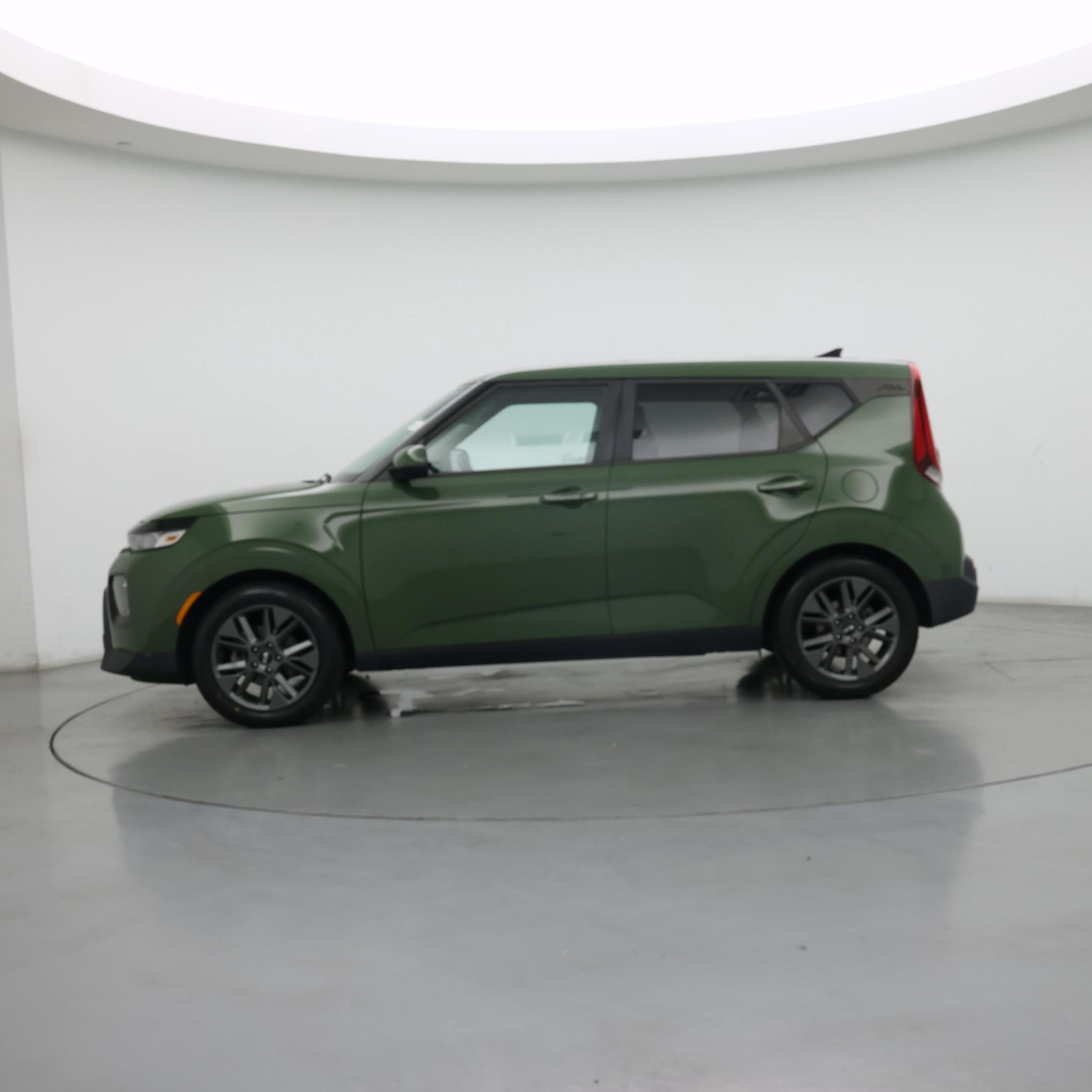 Thumbnail: 2021 Kia Soul - 3