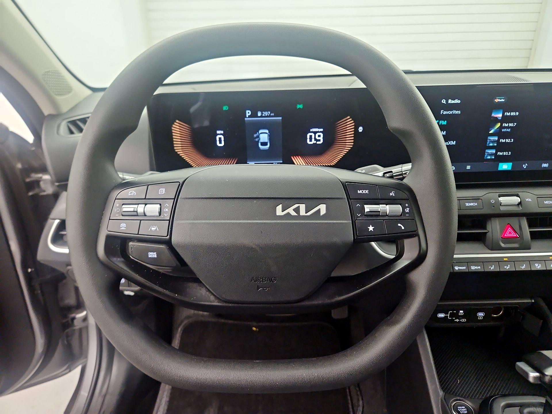 Thumbnail: 2025 Kia K4 - 10