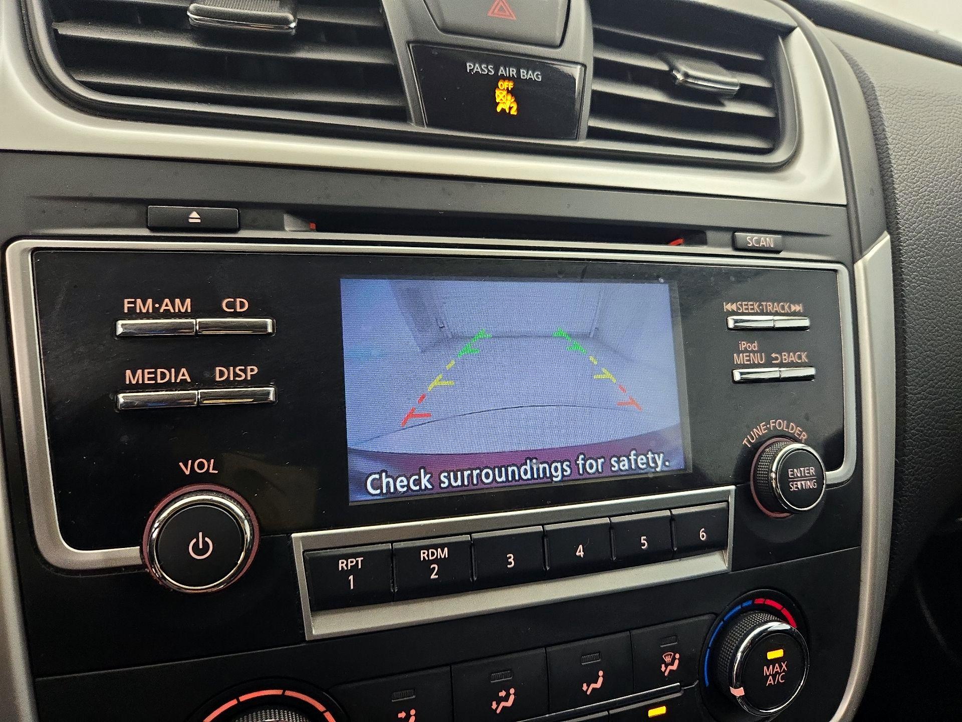 Thumbnail: 2018 Nissan Altima - 14