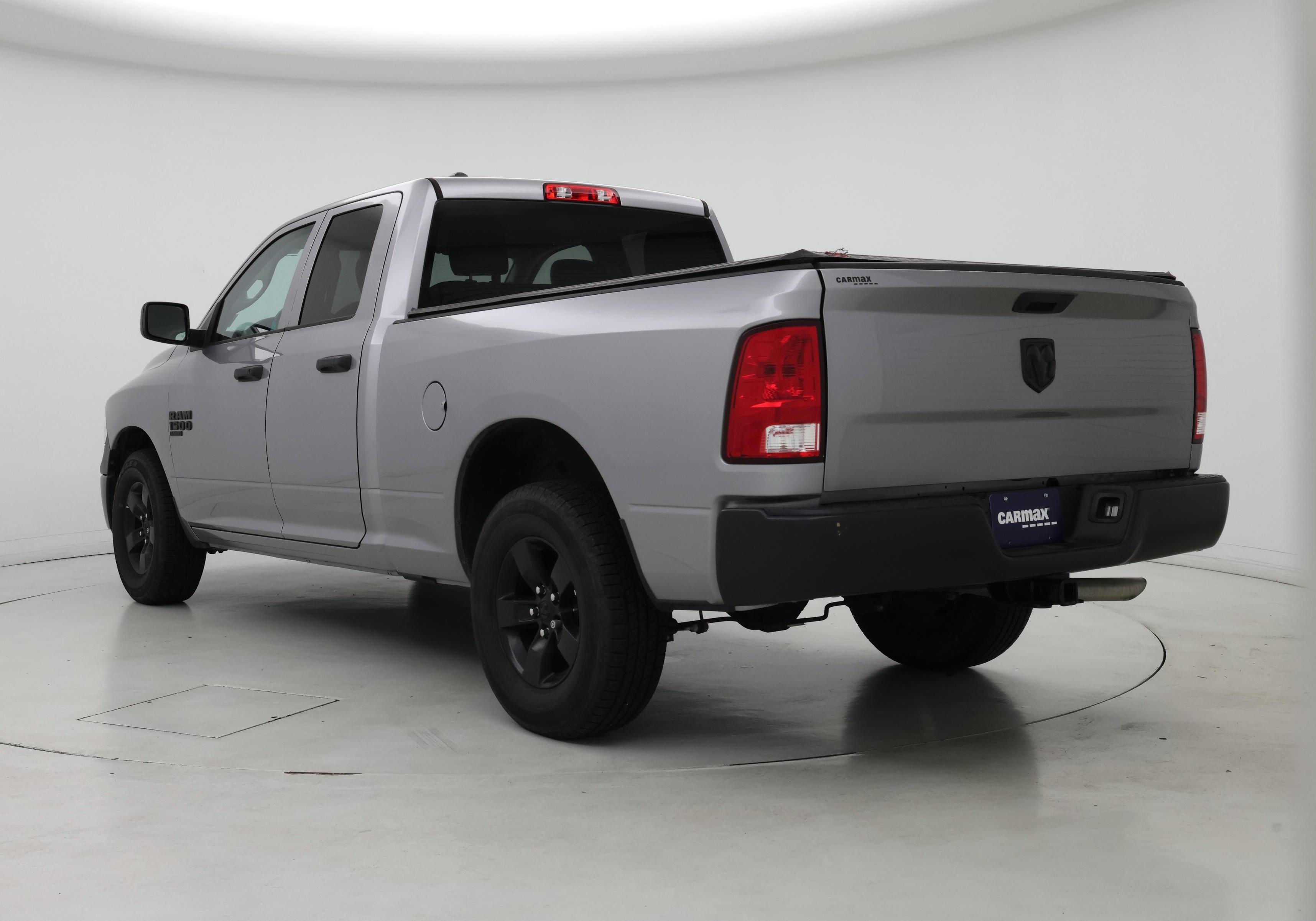 Thumbnail: 2022 RAM 1500 Classic - 2