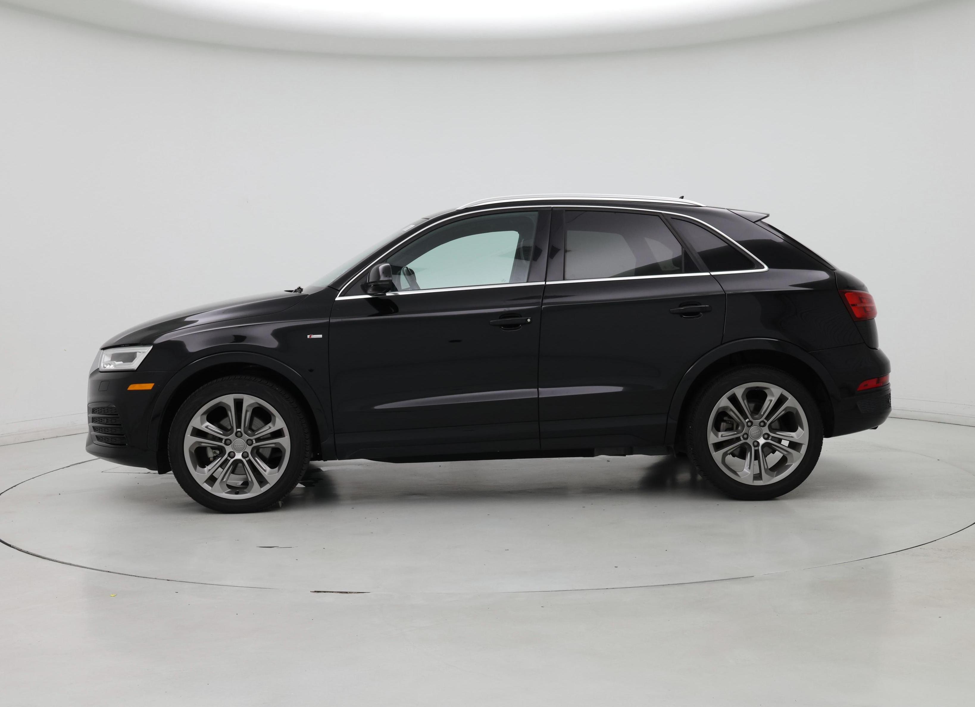 Thumbnail: 2017 Audi Q3 - 3
