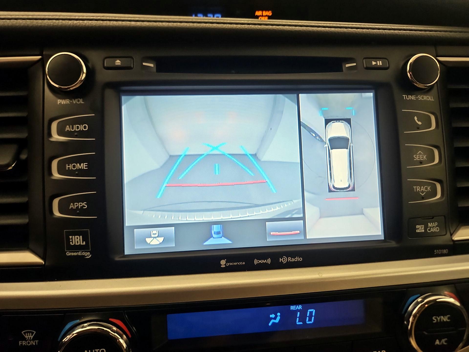 Thumbnail: 2017 Toyota Highlander - 13