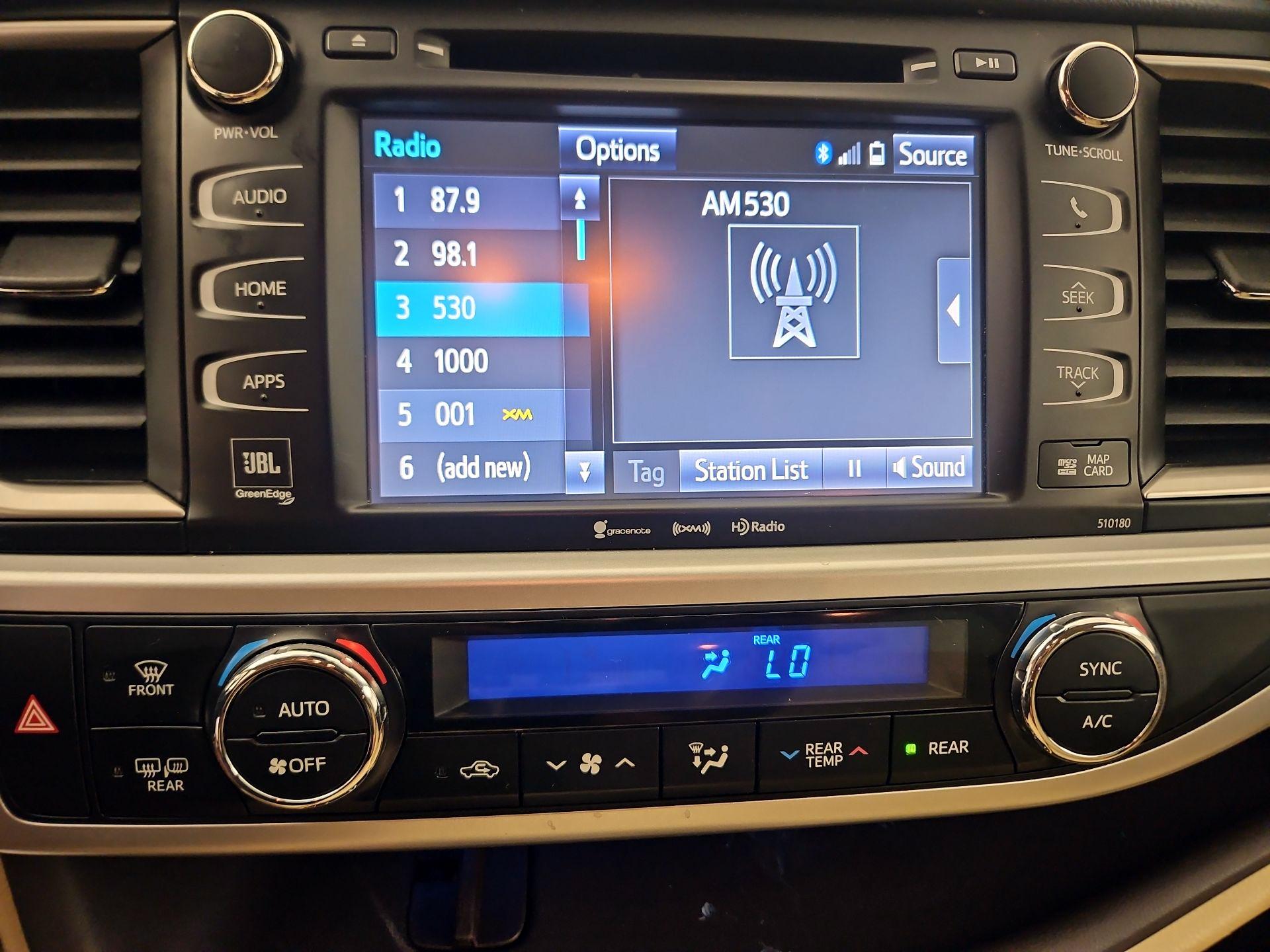 Thumbnail: 2017 Toyota Highlander - 14