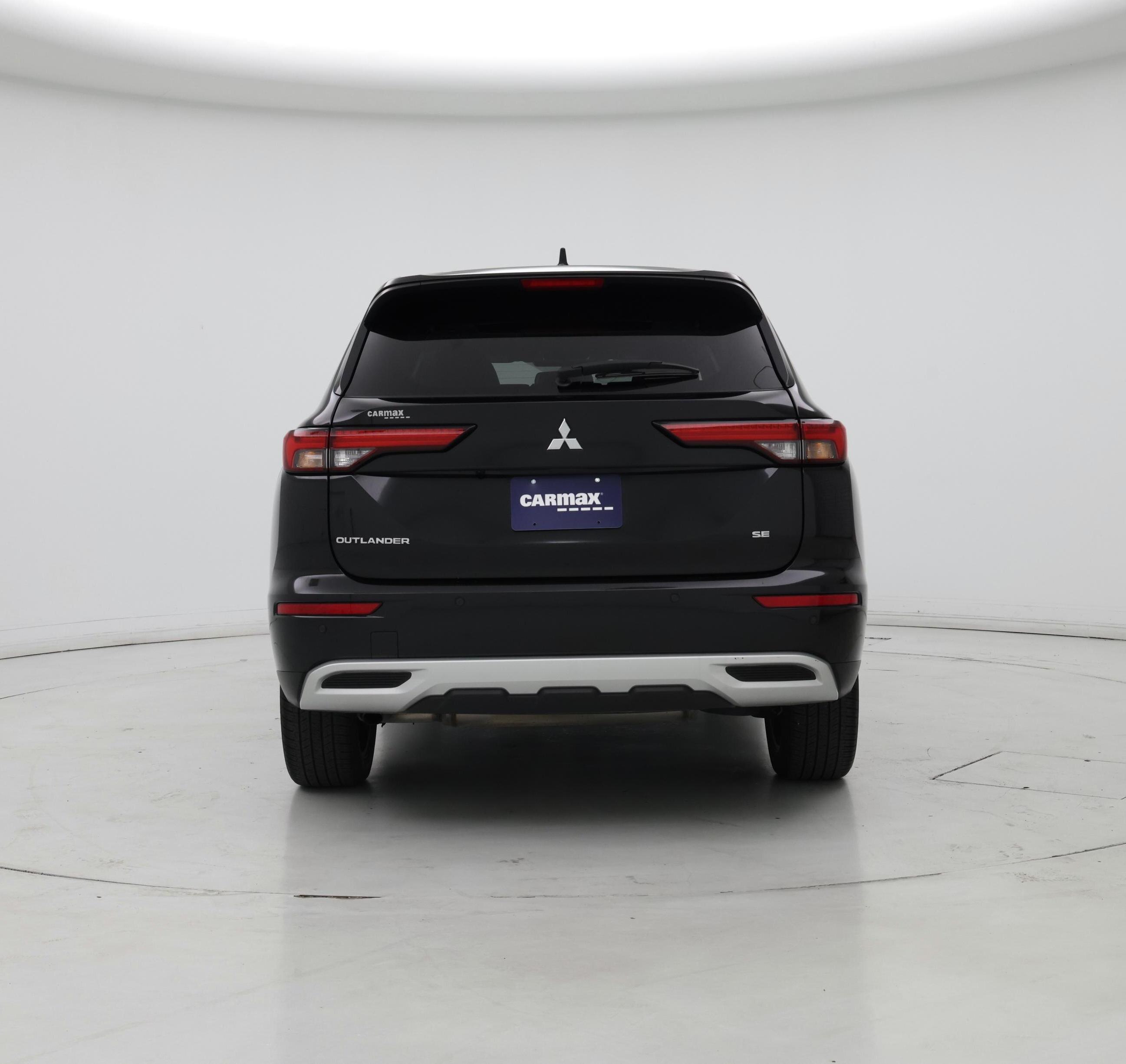 Thumbnail: 2024 Mitsubishi Outlander - 6