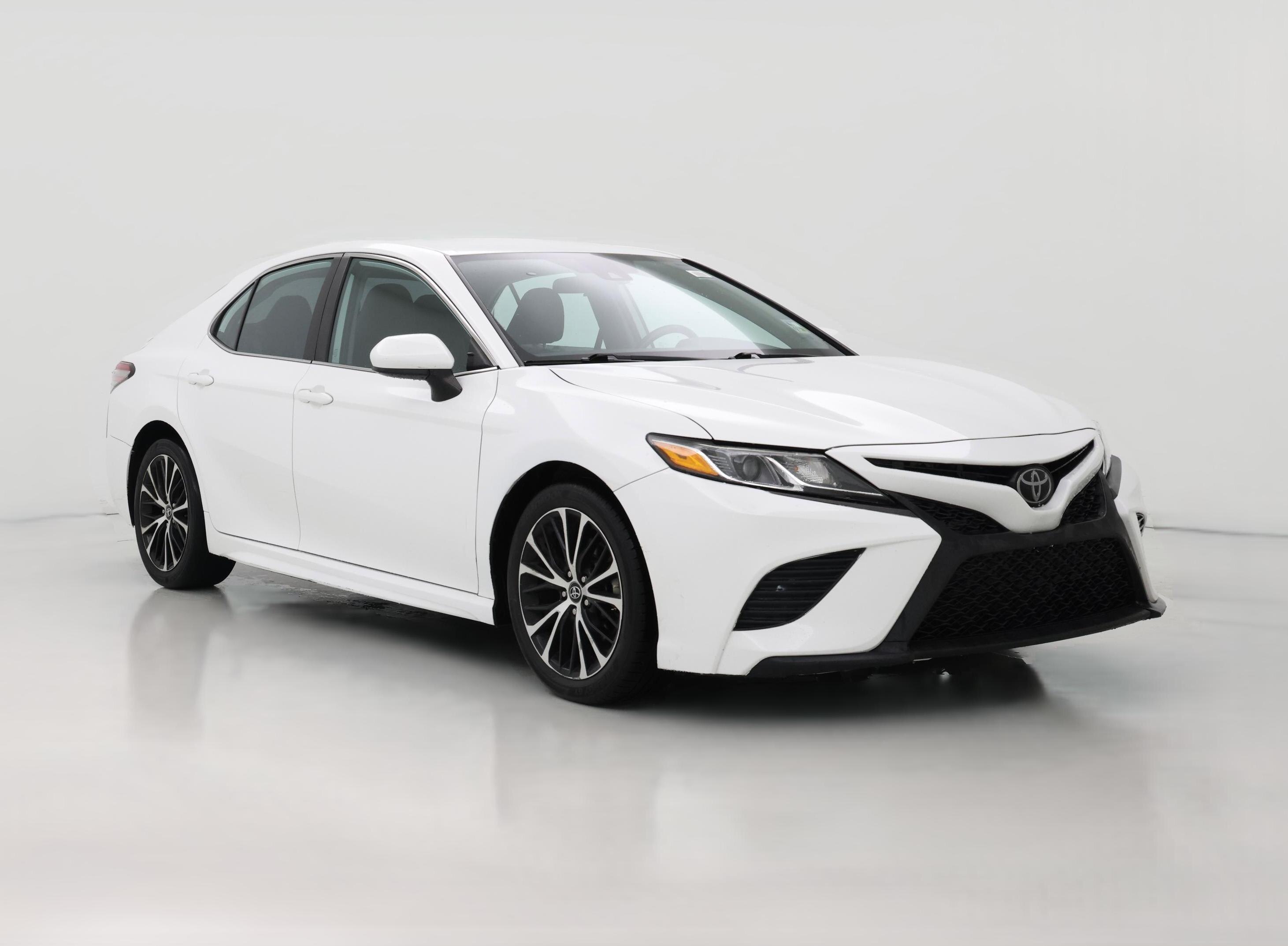 Thumbnail: 2019 Toyota Camry - 1