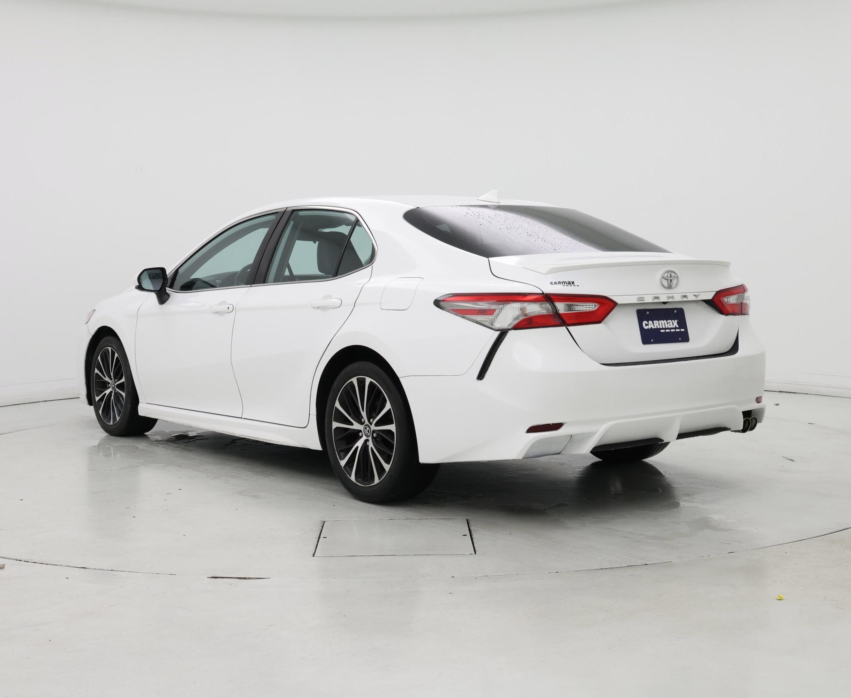 Thumbnail: 2019 Toyota Camry - 2