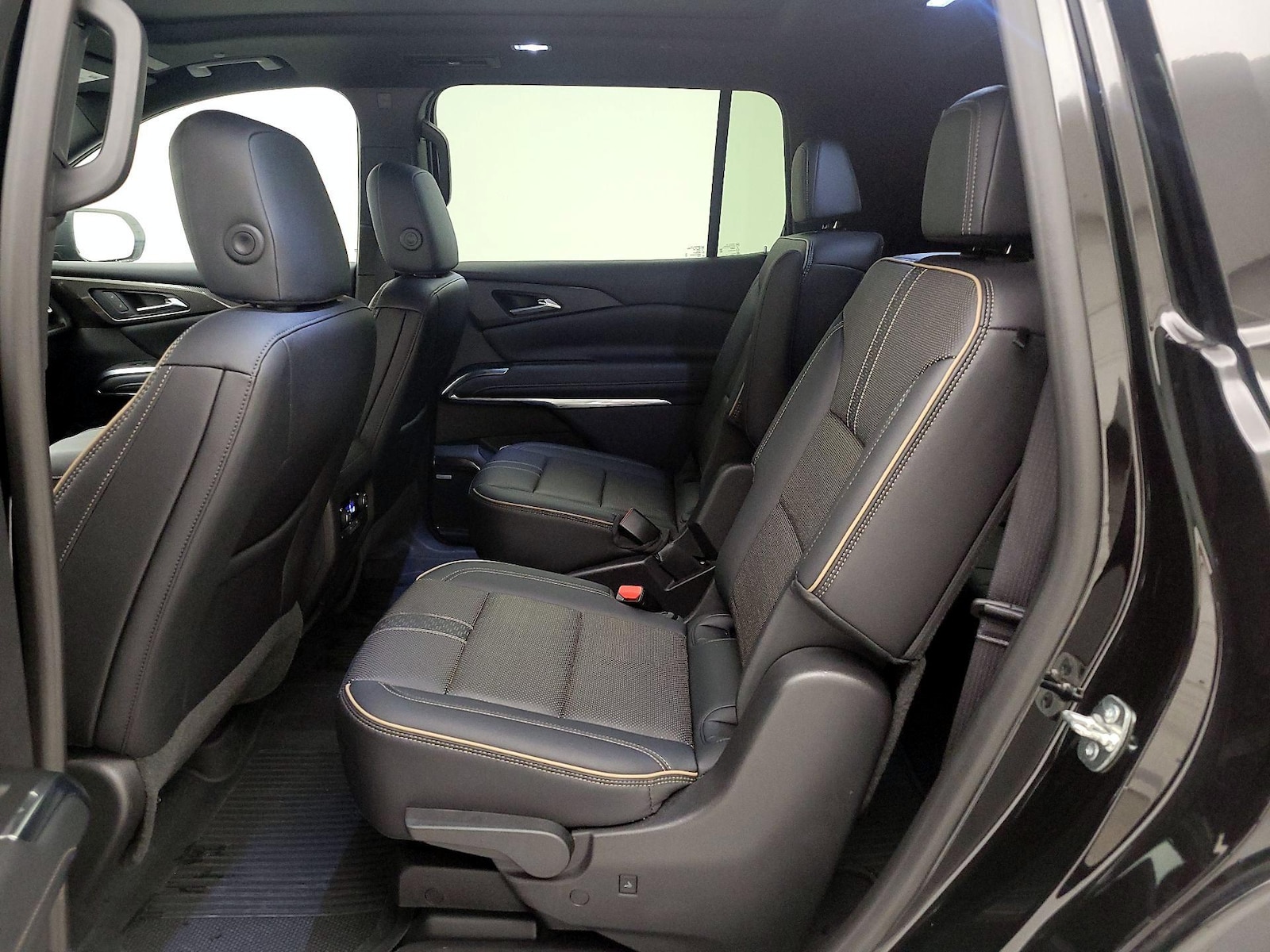 2025 Chevrolet Traverse High Country - Photo 20