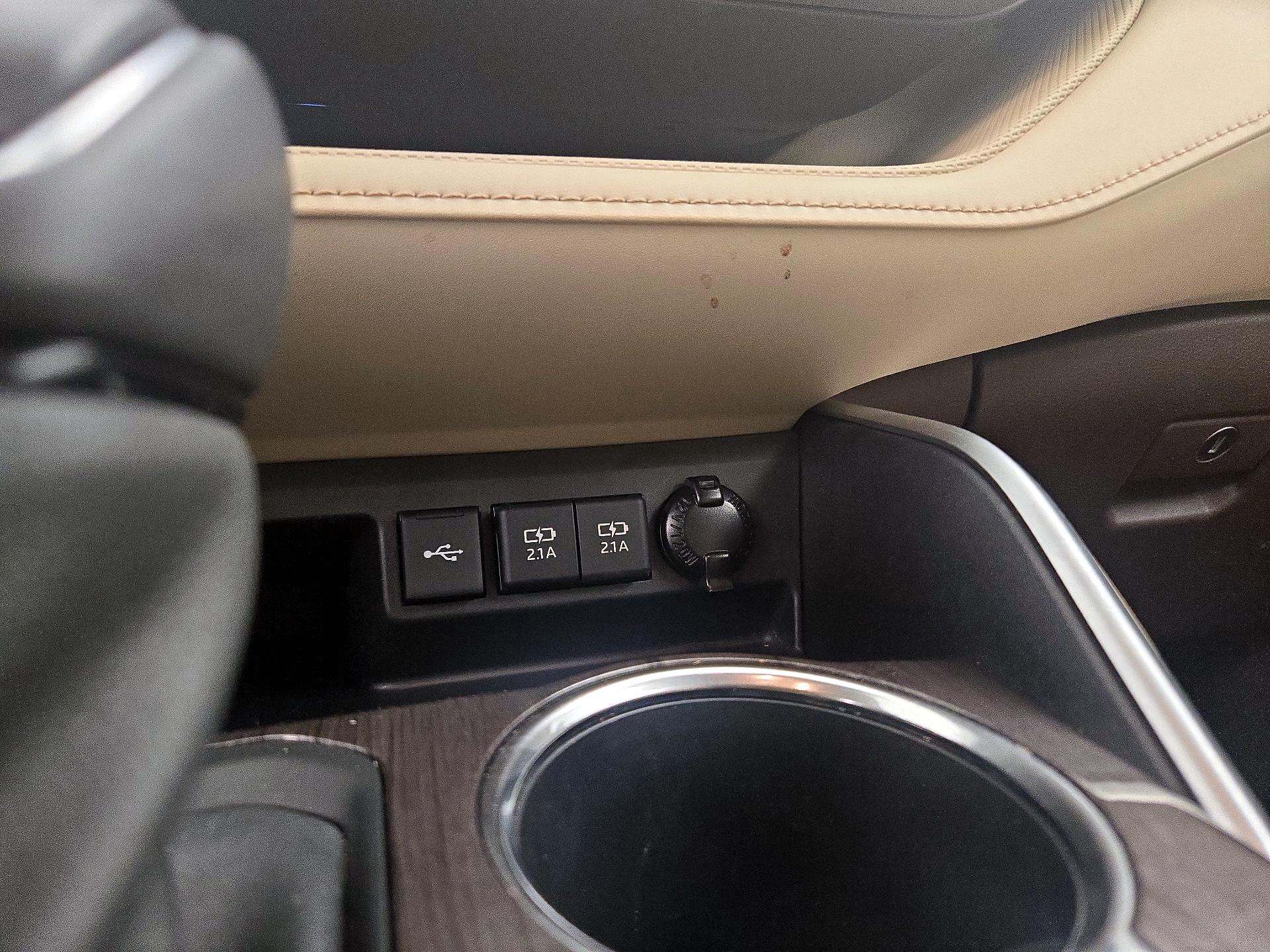 Thumbnail: 2021 Toyota Highlander - 19