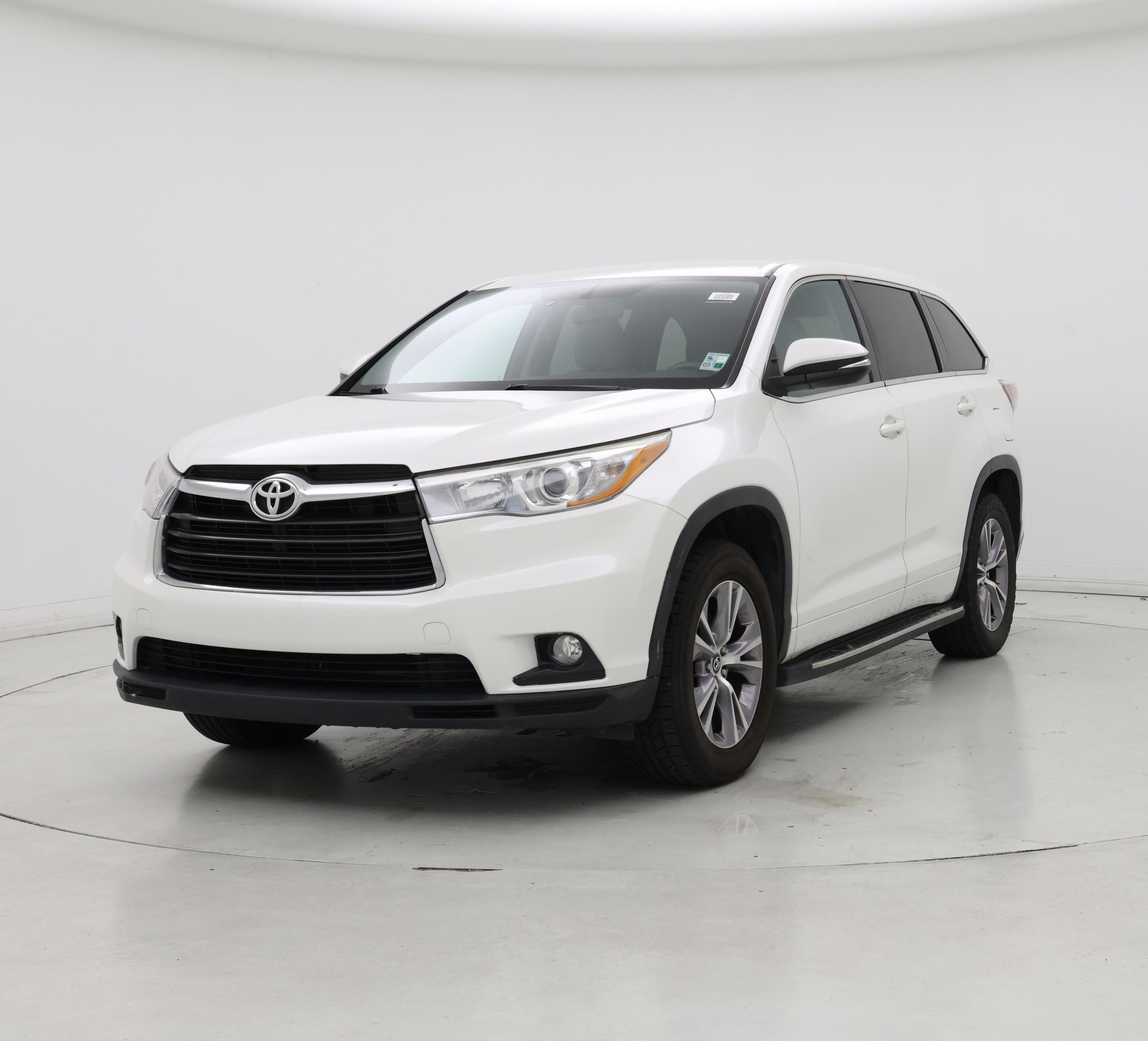 Thumbnail: 2016 Toyota Highlander - 4