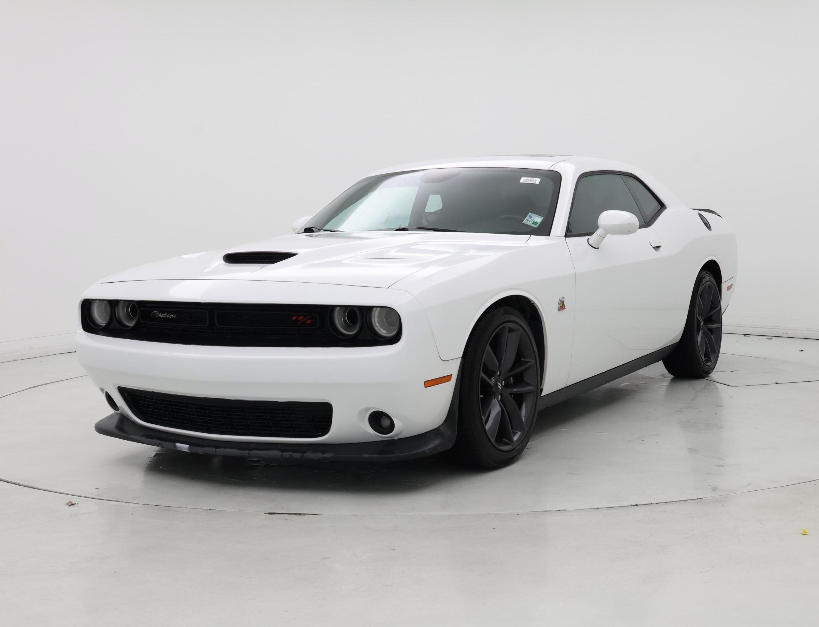 Thumbnail: 2019 Dodge Challenger - 4