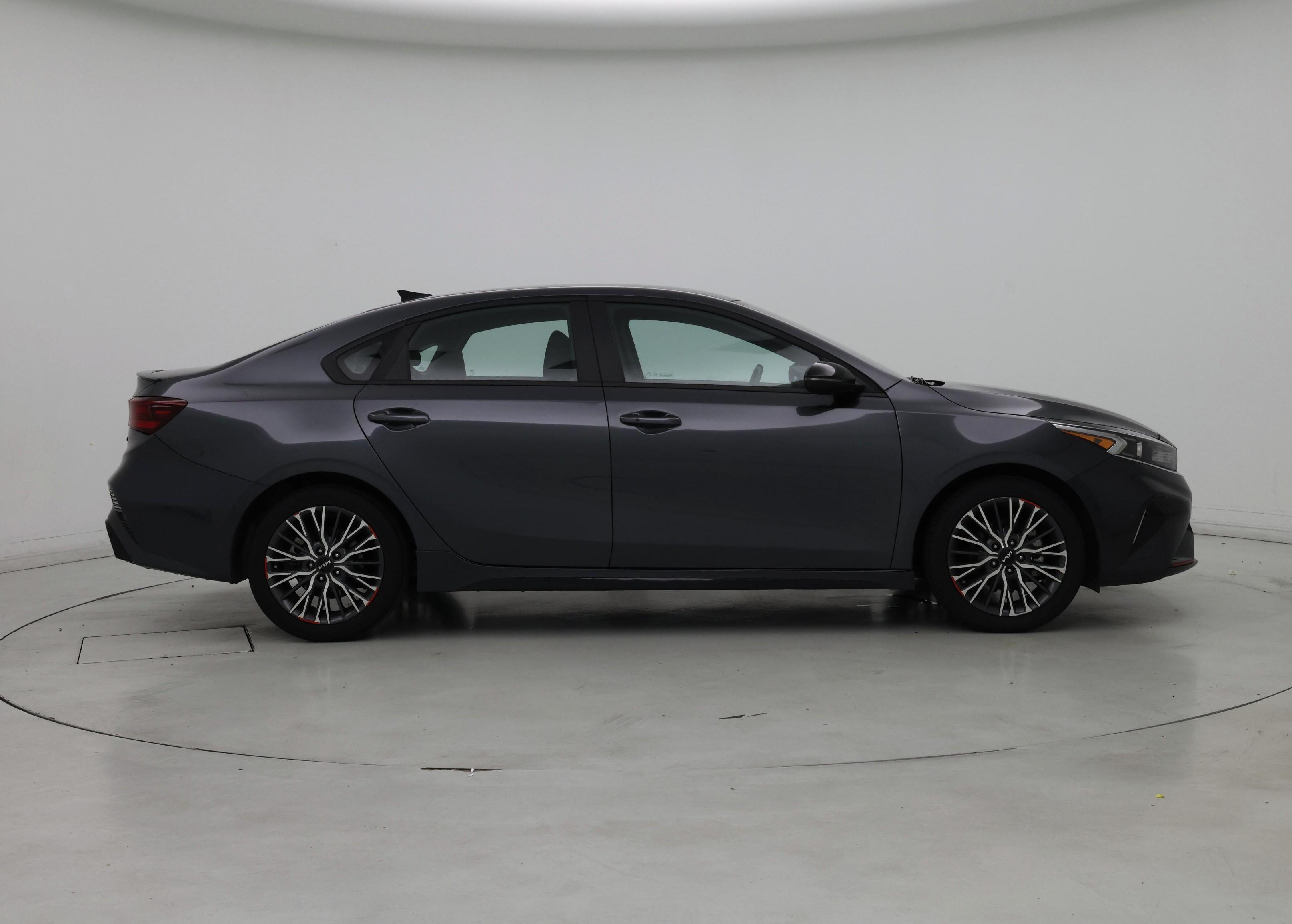 Thumbnail: 2024 Kia Forte - 7