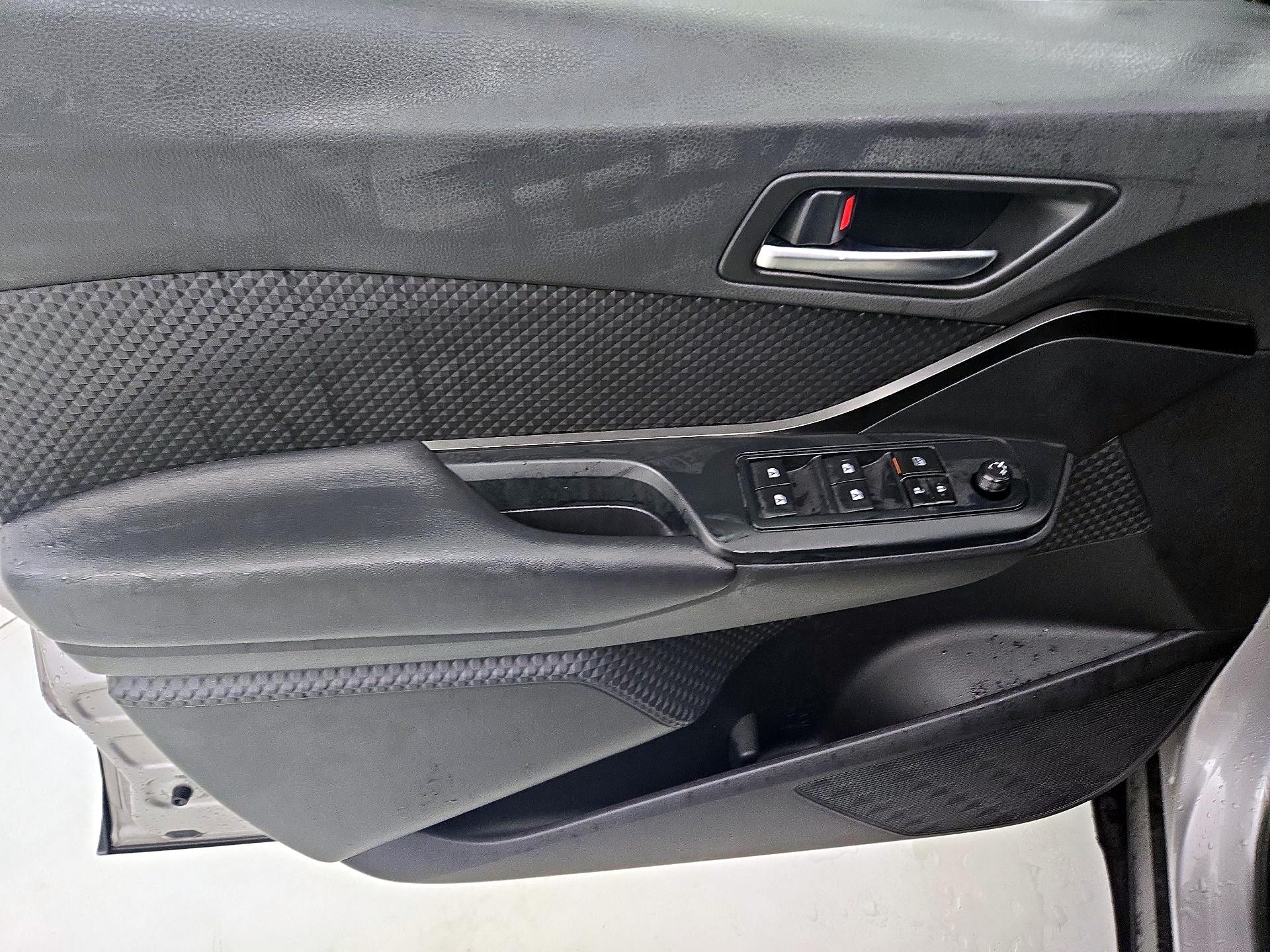 Thumbnail: 2019 Toyota C-HR - 12