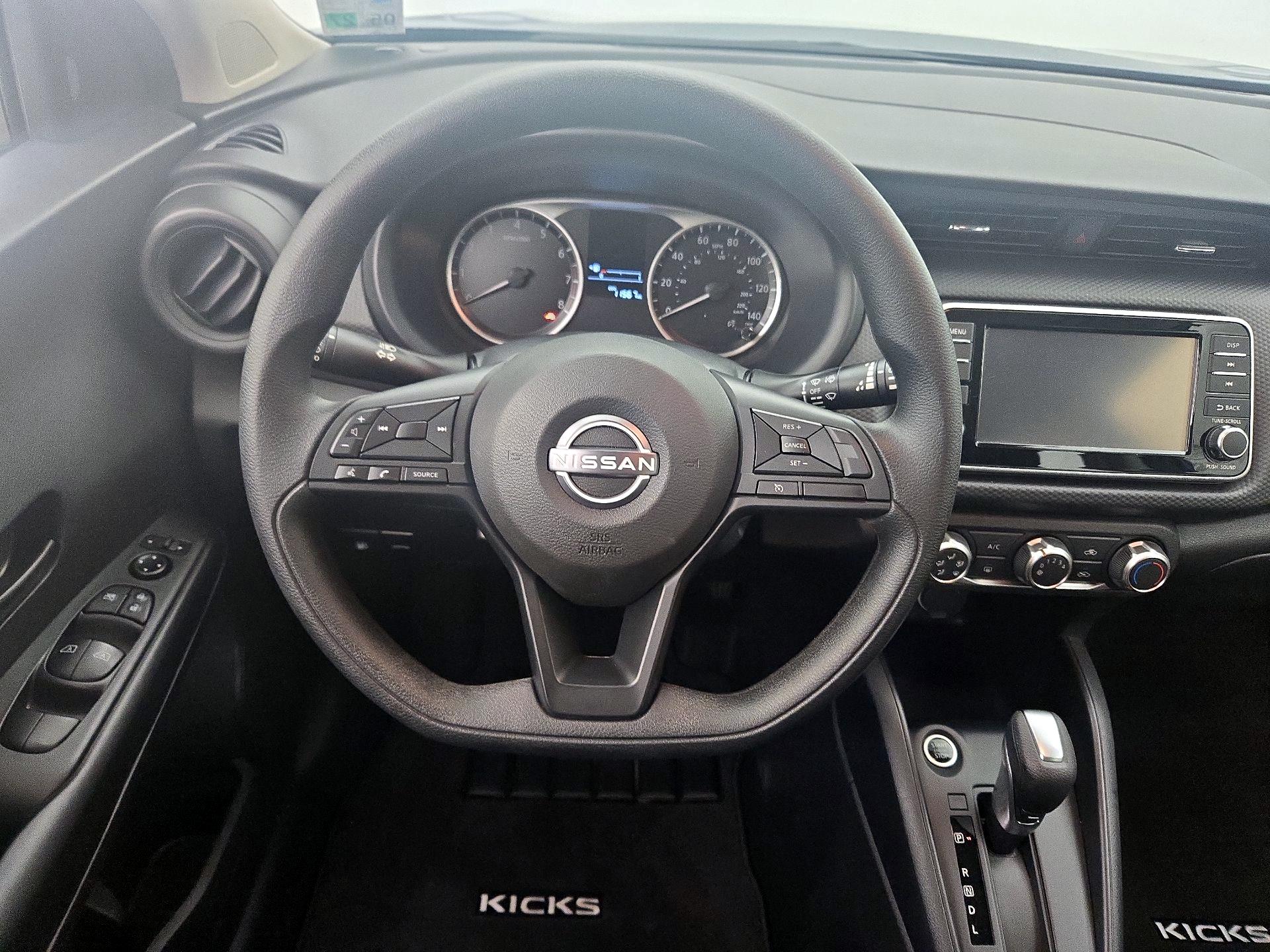 Thumbnail: 2025 Nissan Kicks - 10