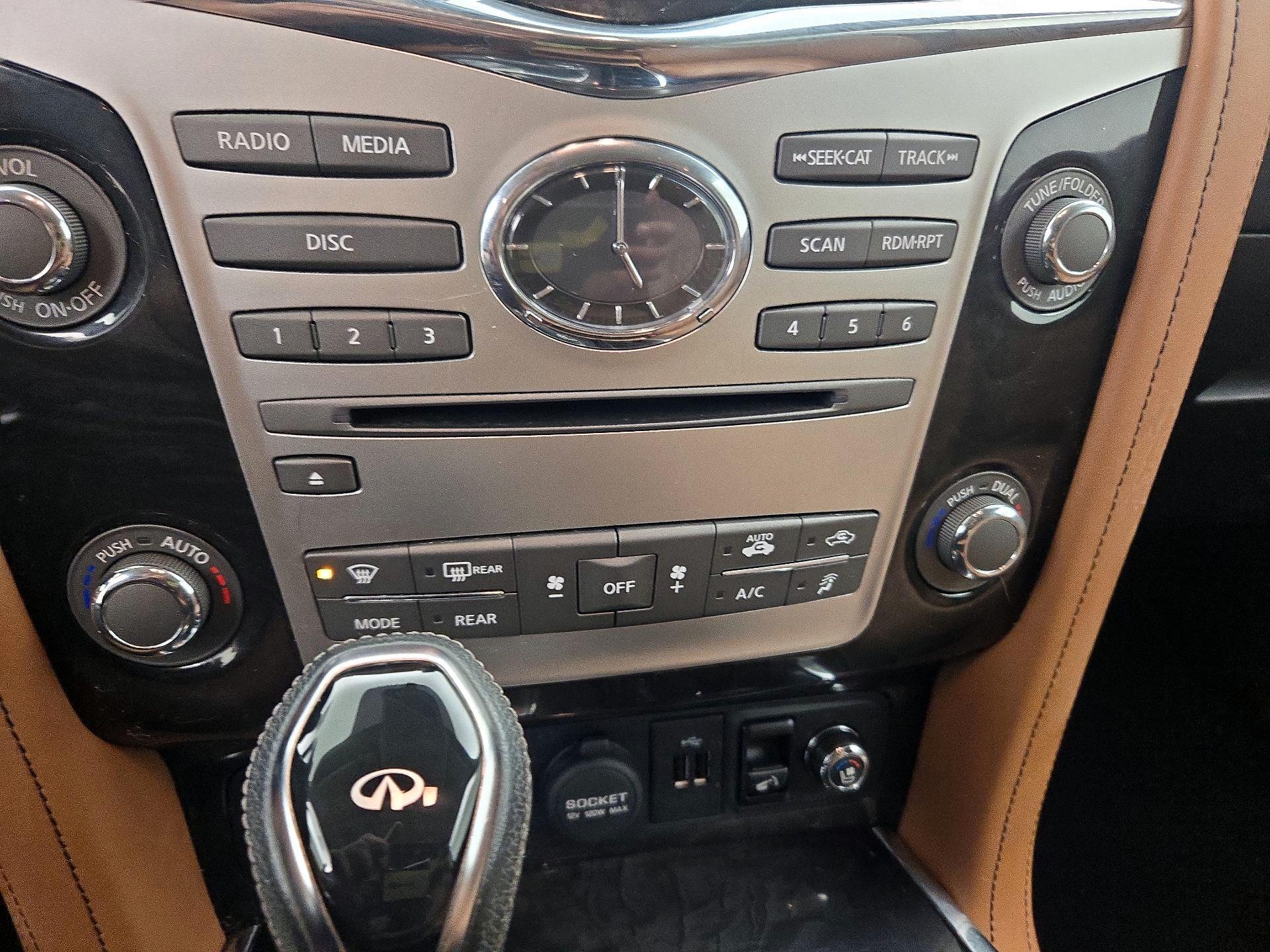 Thumbnail: 2018 INFINITI QX80 - 17