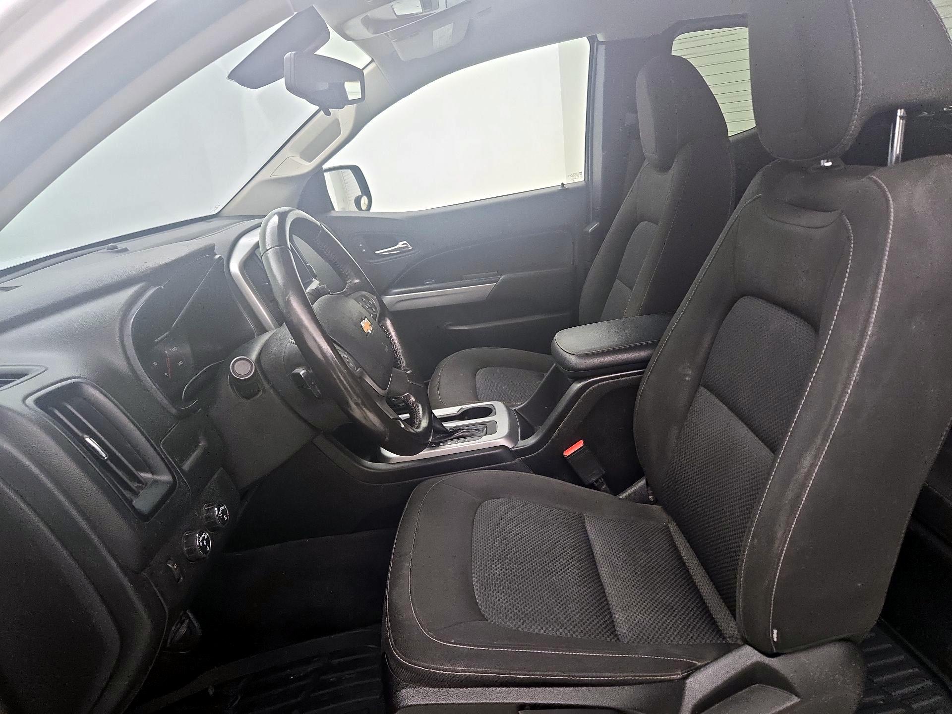 Thumbnail: 2019 Chevrolet Colorado - 11