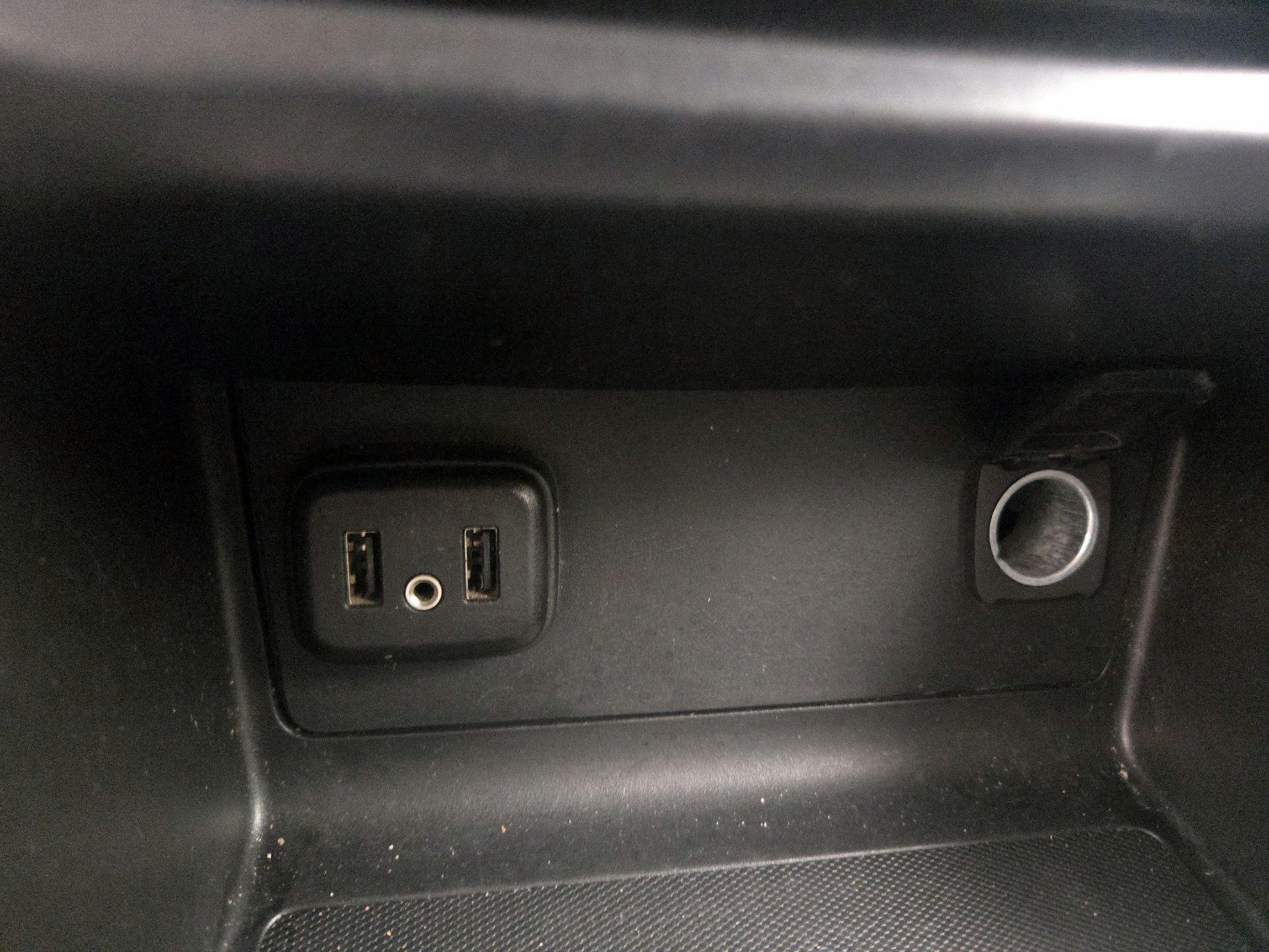Thumbnail: 2019 Chevrolet Colorado - 18