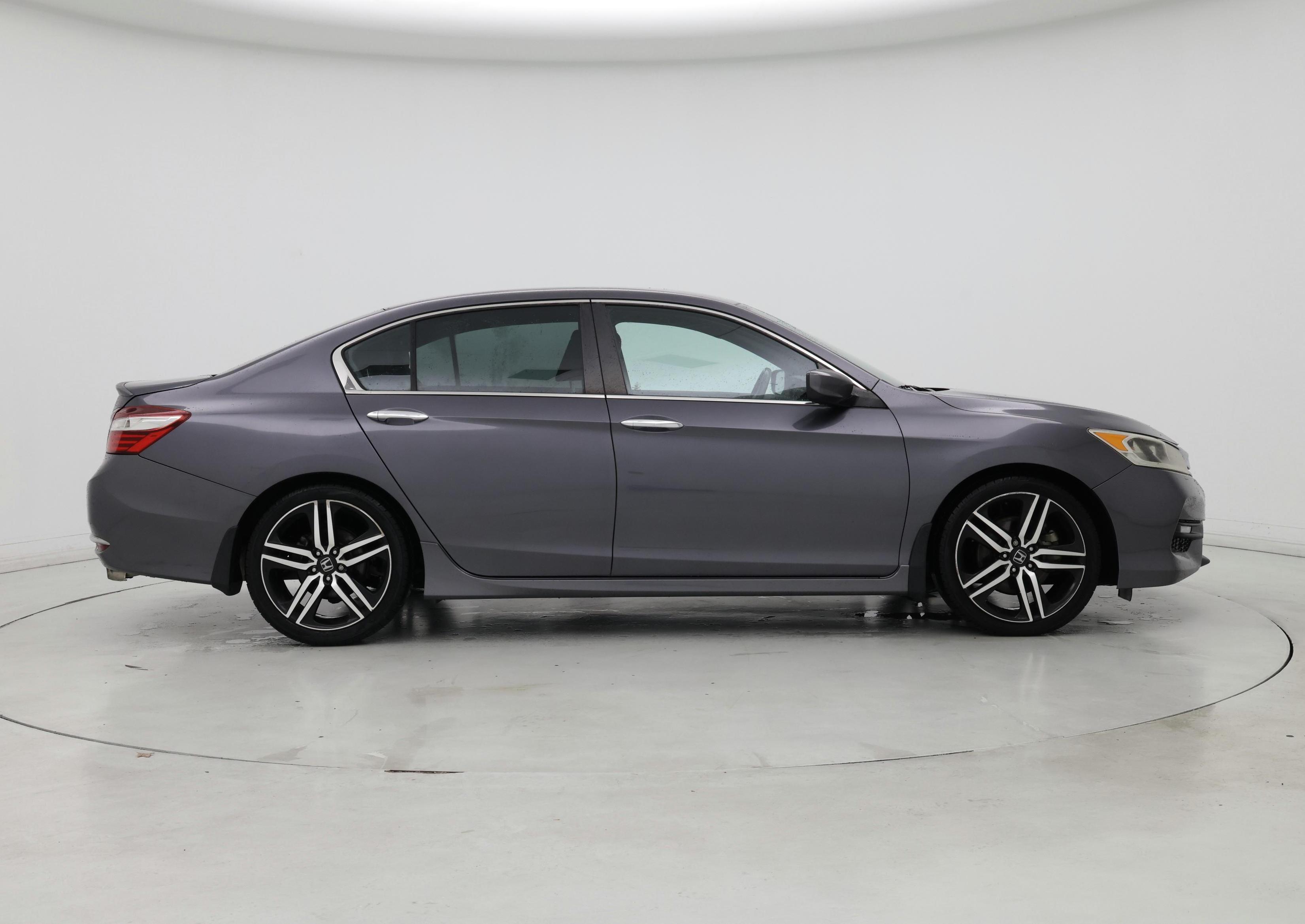 Thumbnail: 2017 Honda Accord - 7